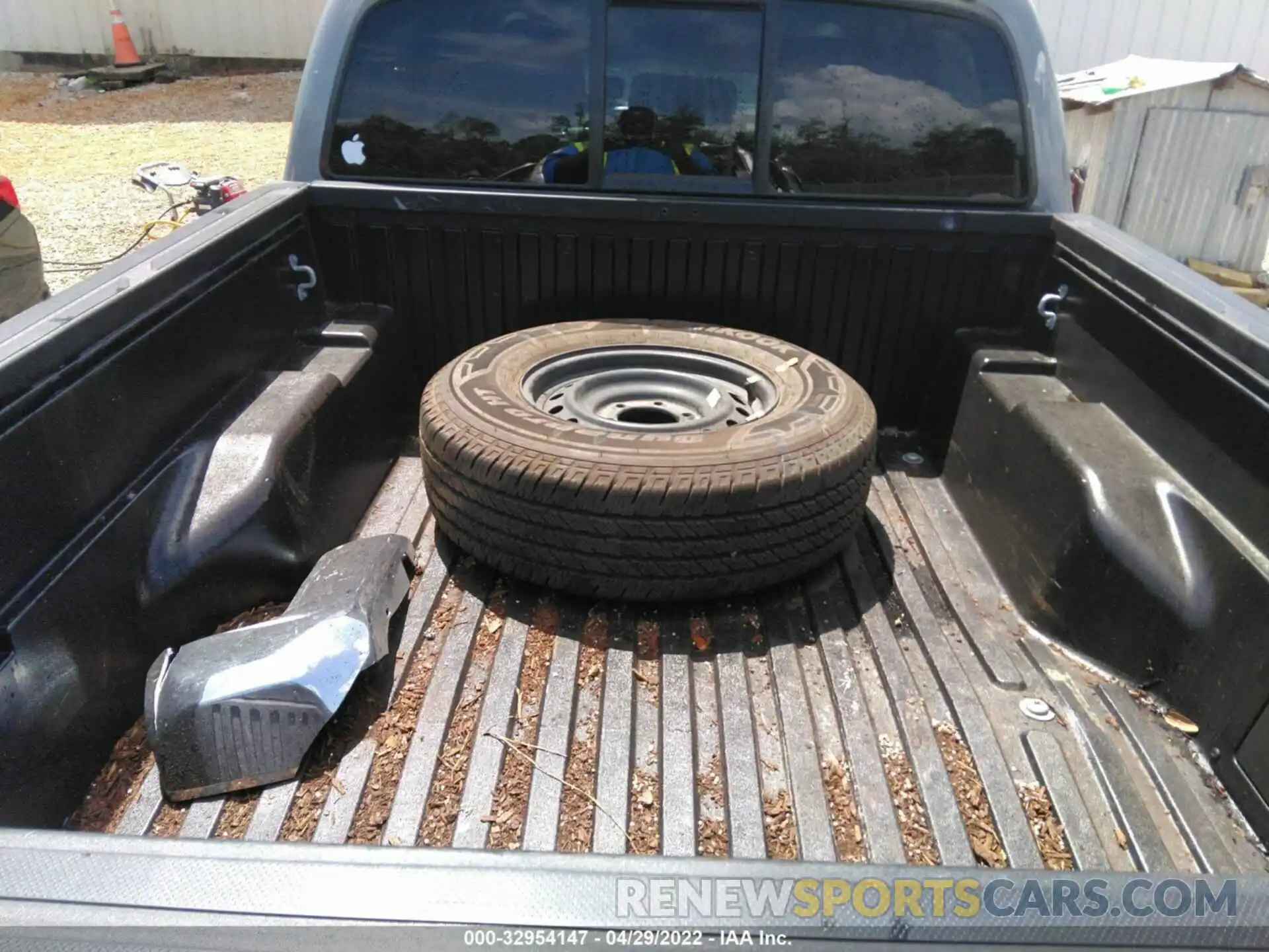 8 Photograph of a damaged car 5TFAX5GN1LX187534 TOYOTA TACOMA 2WD 2020