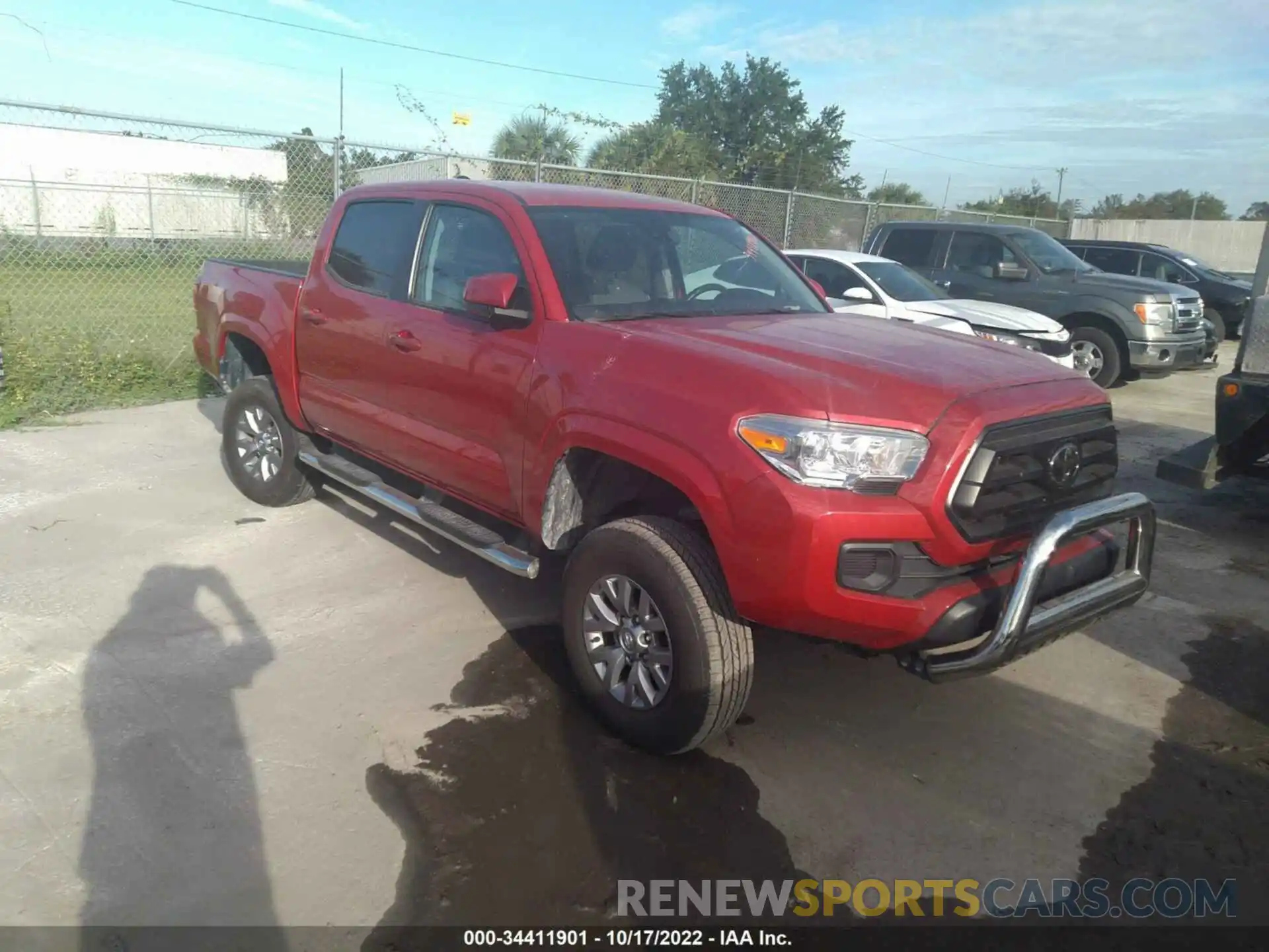 1 Photograph of a damaged car 5TFAX5GN2LX169401 TOYOTA TACOMA 2WD 2020