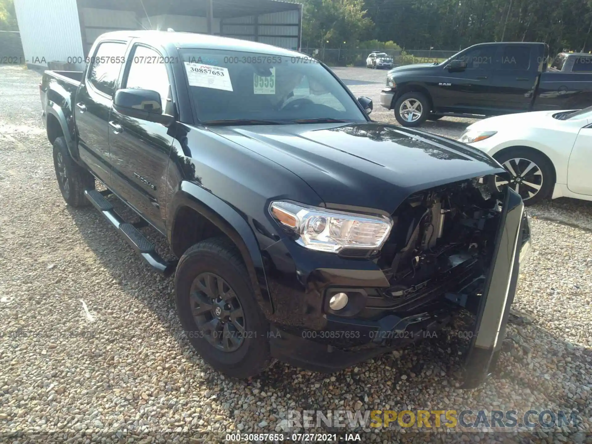 1 Photograph of a damaged car 5TFAX5GN2LX187445 TOYOTA TACOMA 2WD 2020