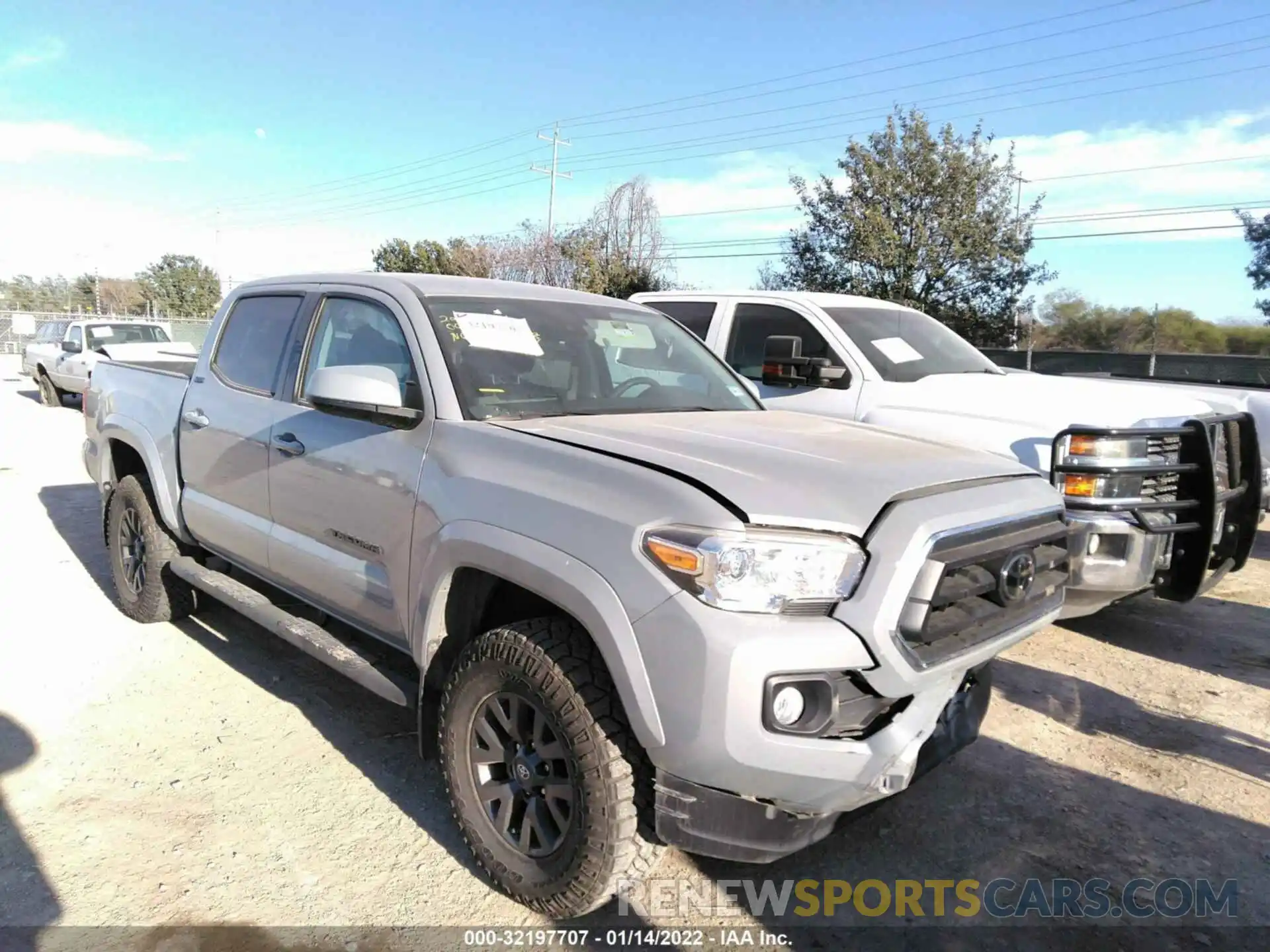 1 Photograph of a damaged car 5TFAX5GN2LX188353 TOYOTA TACOMA 2WD 2020