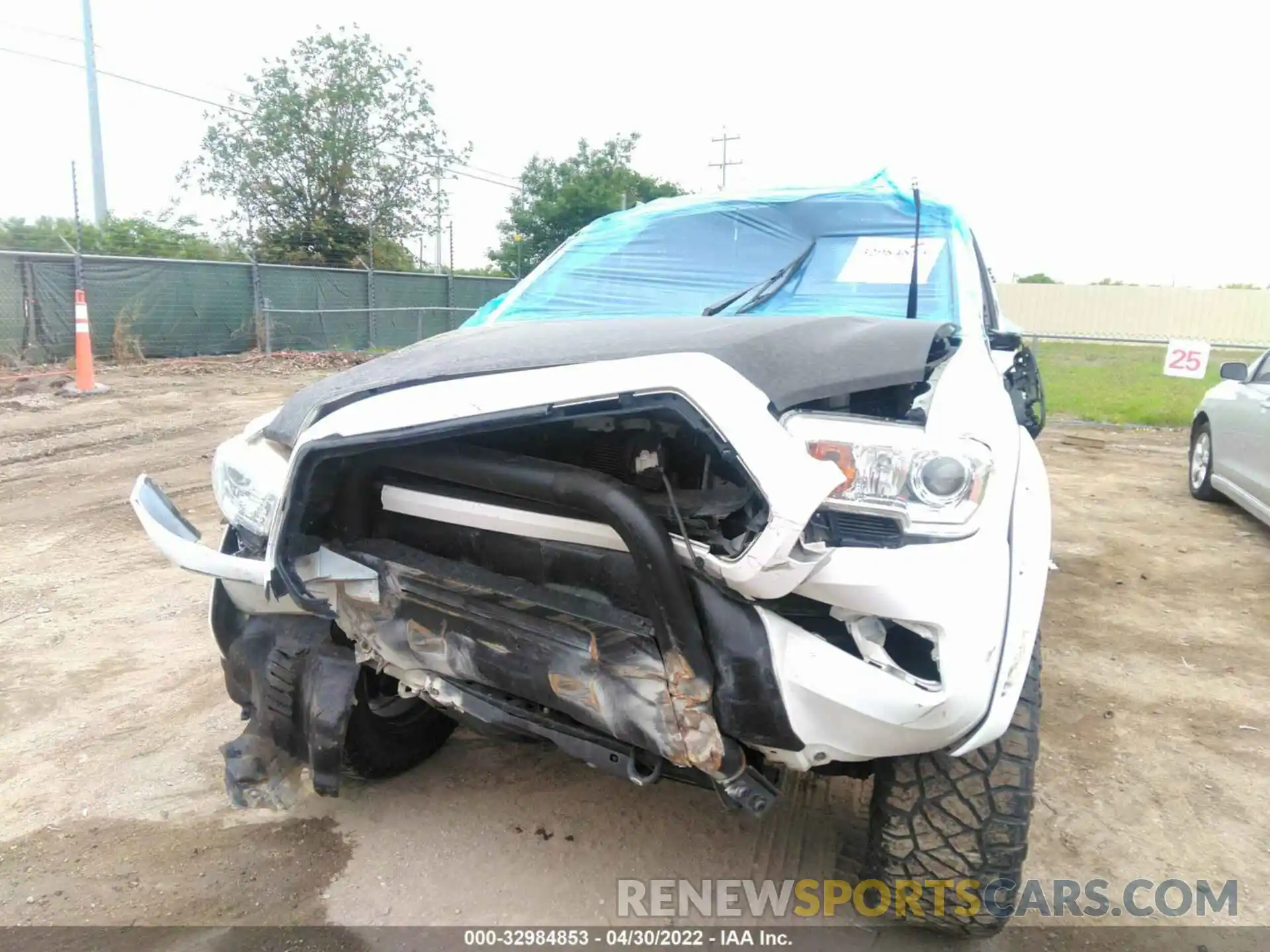 6 Photograph of a damaged car 5TFAX5GN3LX166264 TOYOTA TACOMA 2WD 2020