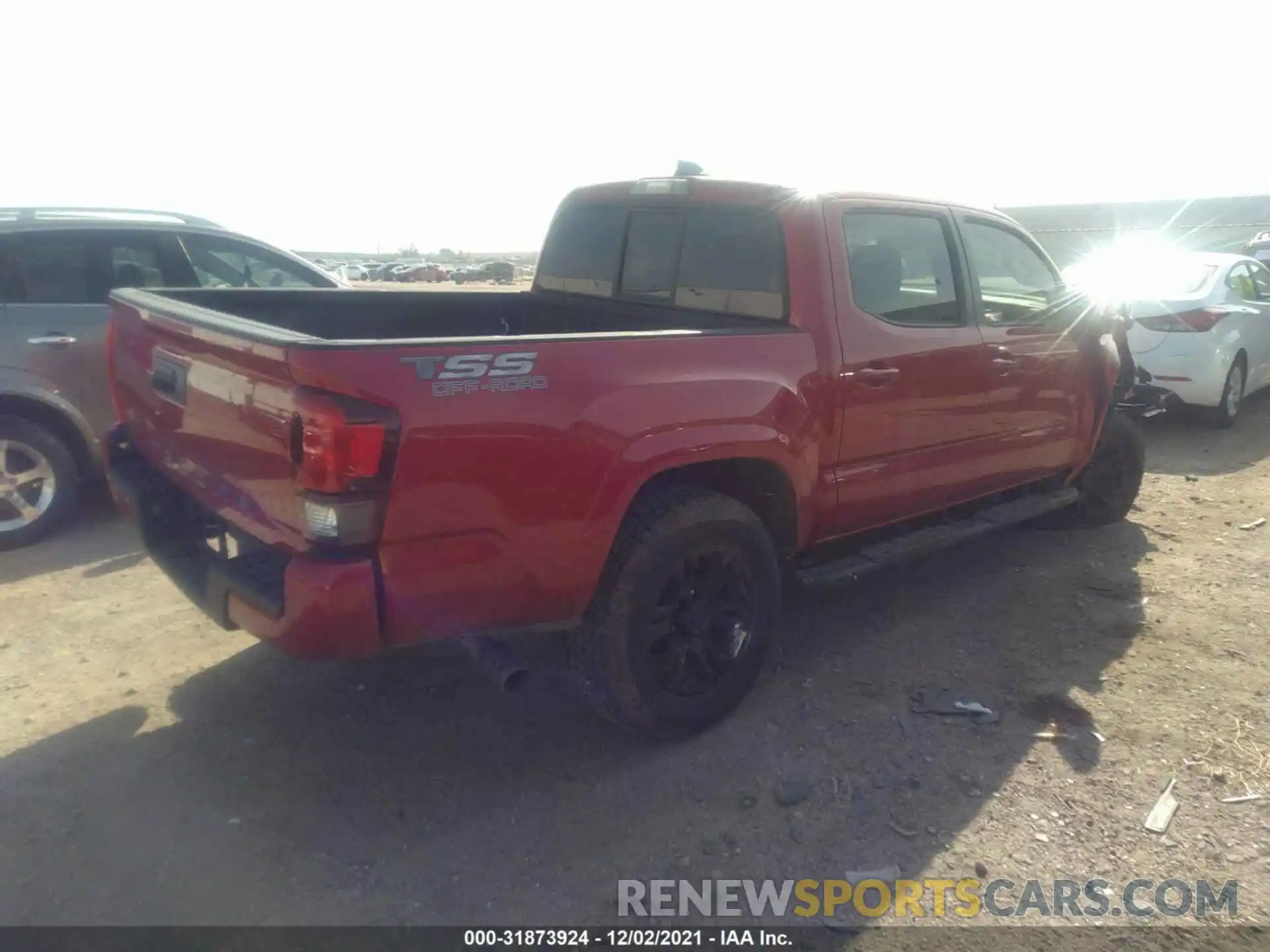 4 Photograph of a damaged car 5TFAX5GN3LX173814 TOYOTA TACOMA 2WD 2020