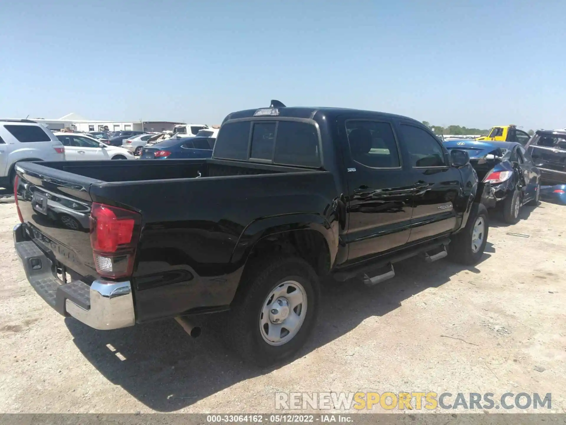 4 Photograph of a damaged car 5TFAX5GN3LX182660 TOYOTA TACOMA 2WD 2020