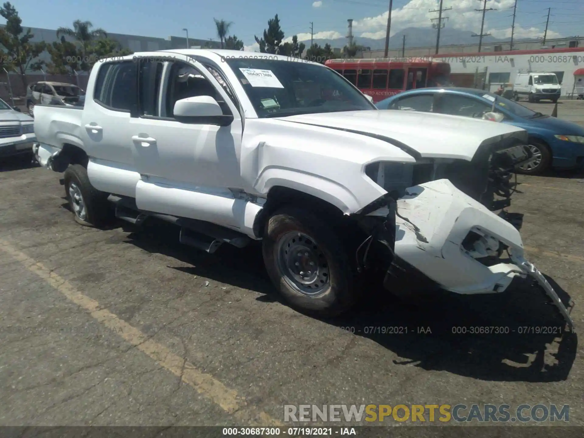 1 Photograph of a damaged car 5TFAX5GN3LX184862 TOYOTA TACOMA 2WD 2020