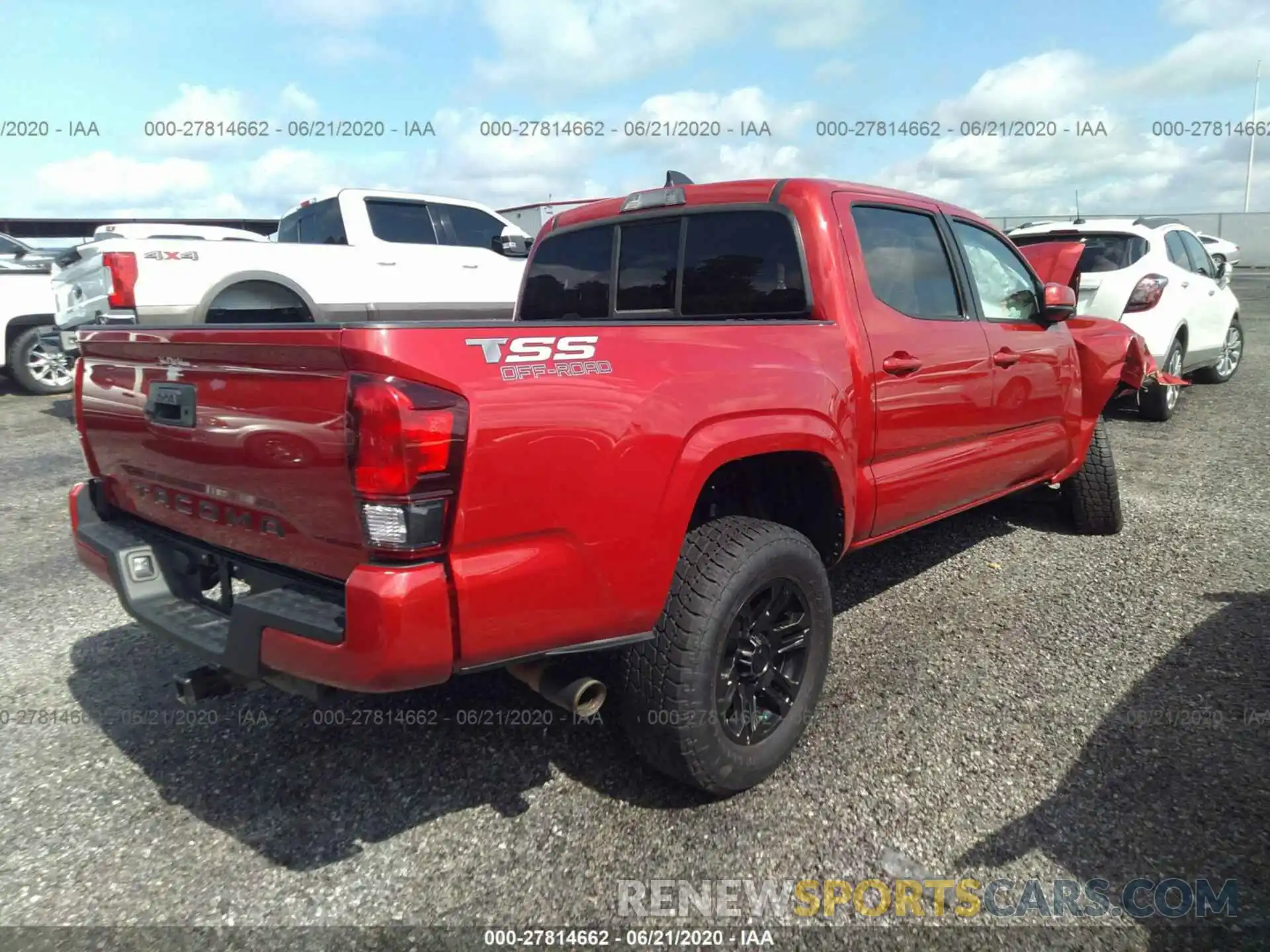 4 Photograph of a damaged car 5TFAX5GN4LX175670 TOYOTA TACOMA 2WD 2020