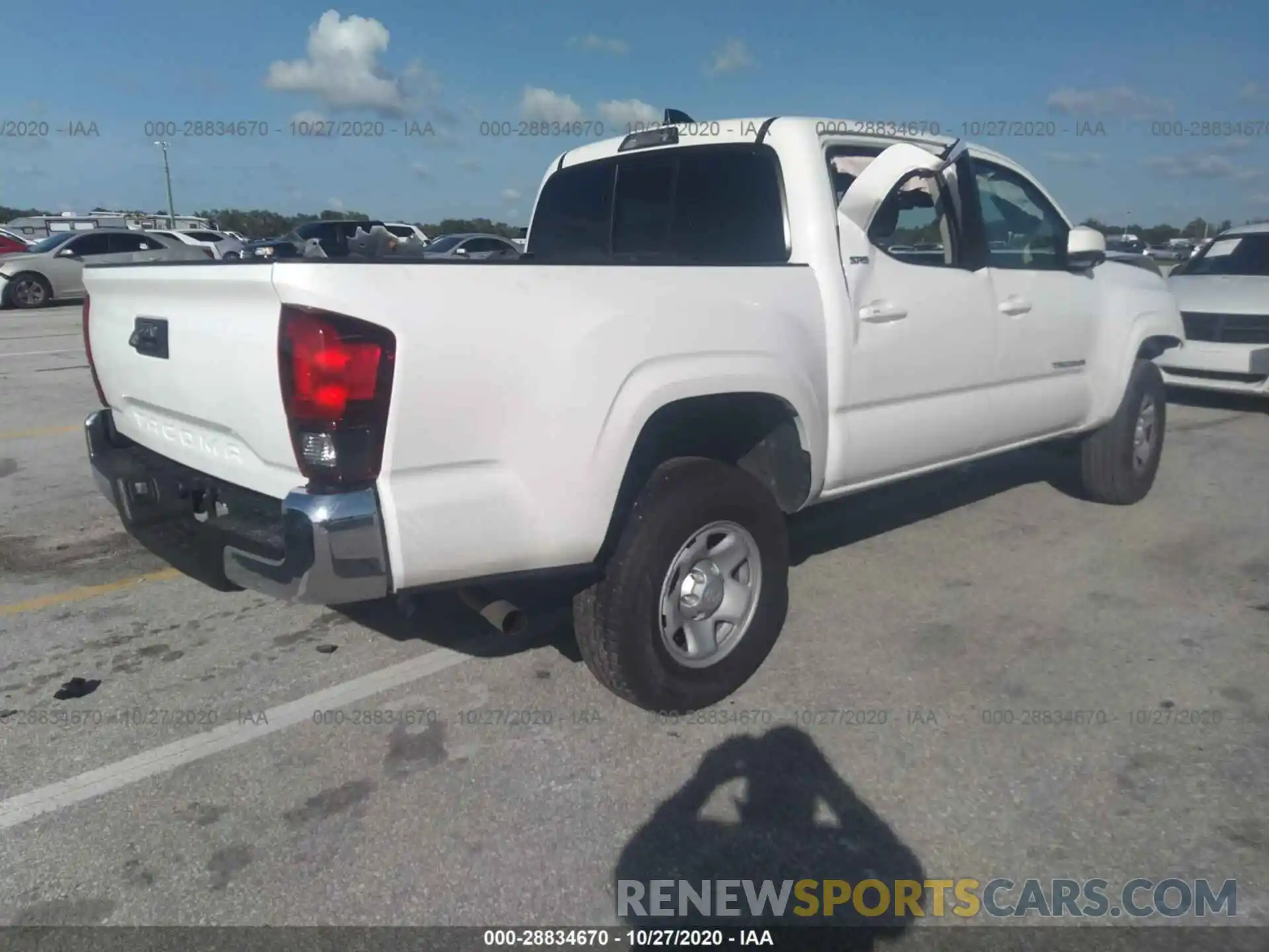 4 Photograph of a damaged car 5TFAX5GN4LX176060 TOYOTA TACOMA 2WD 2020