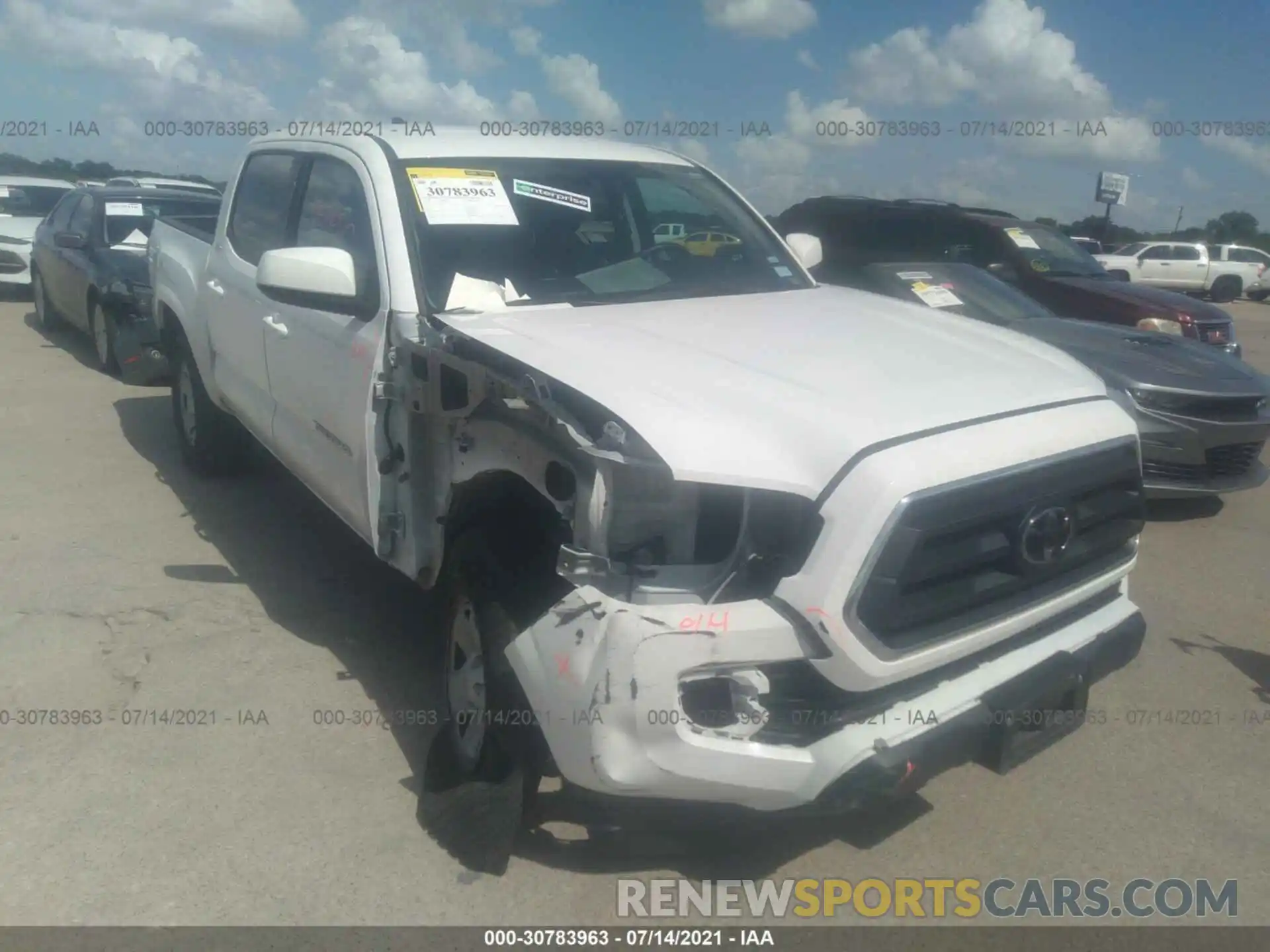 1 Photograph of a damaged car 5TFAX5GN4LX176379 TOYOTA TACOMA 2WD 2020