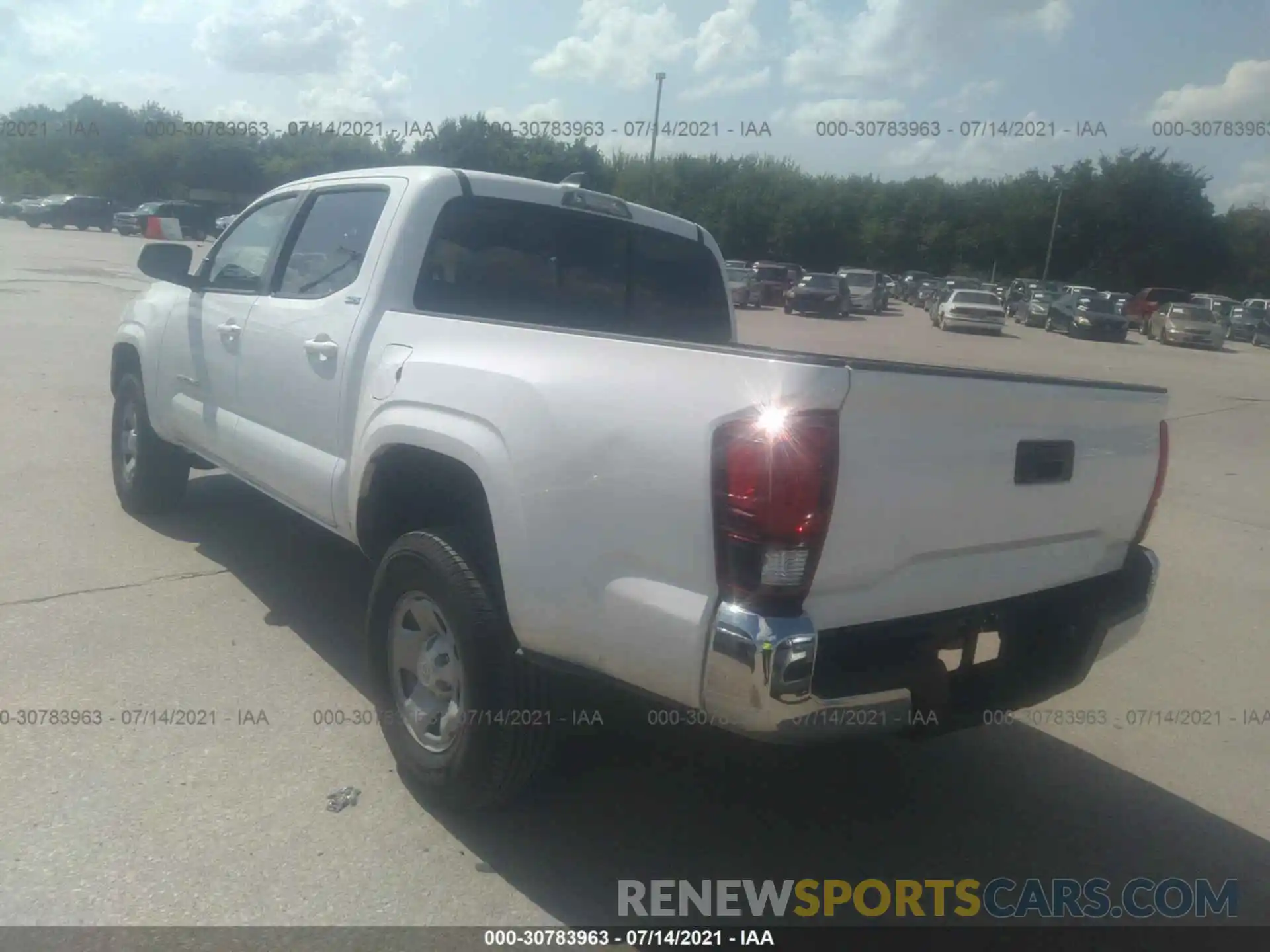 3 Photograph of a damaged car 5TFAX5GN4LX176379 TOYOTA TACOMA 2WD 2020