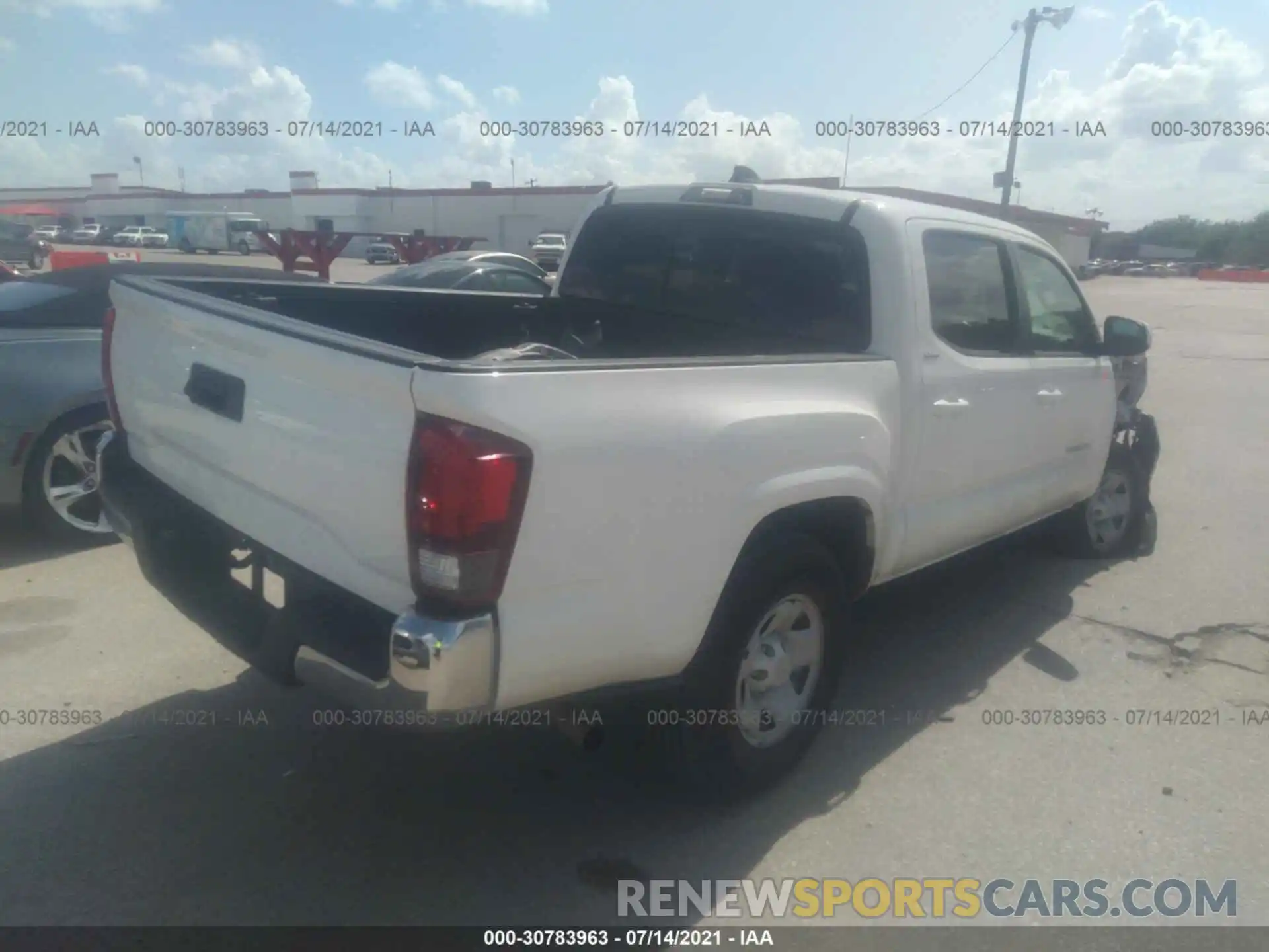 4 Photograph of a damaged car 5TFAX5GN4LX176379 TOYOTA TACOMA 2WD 2020