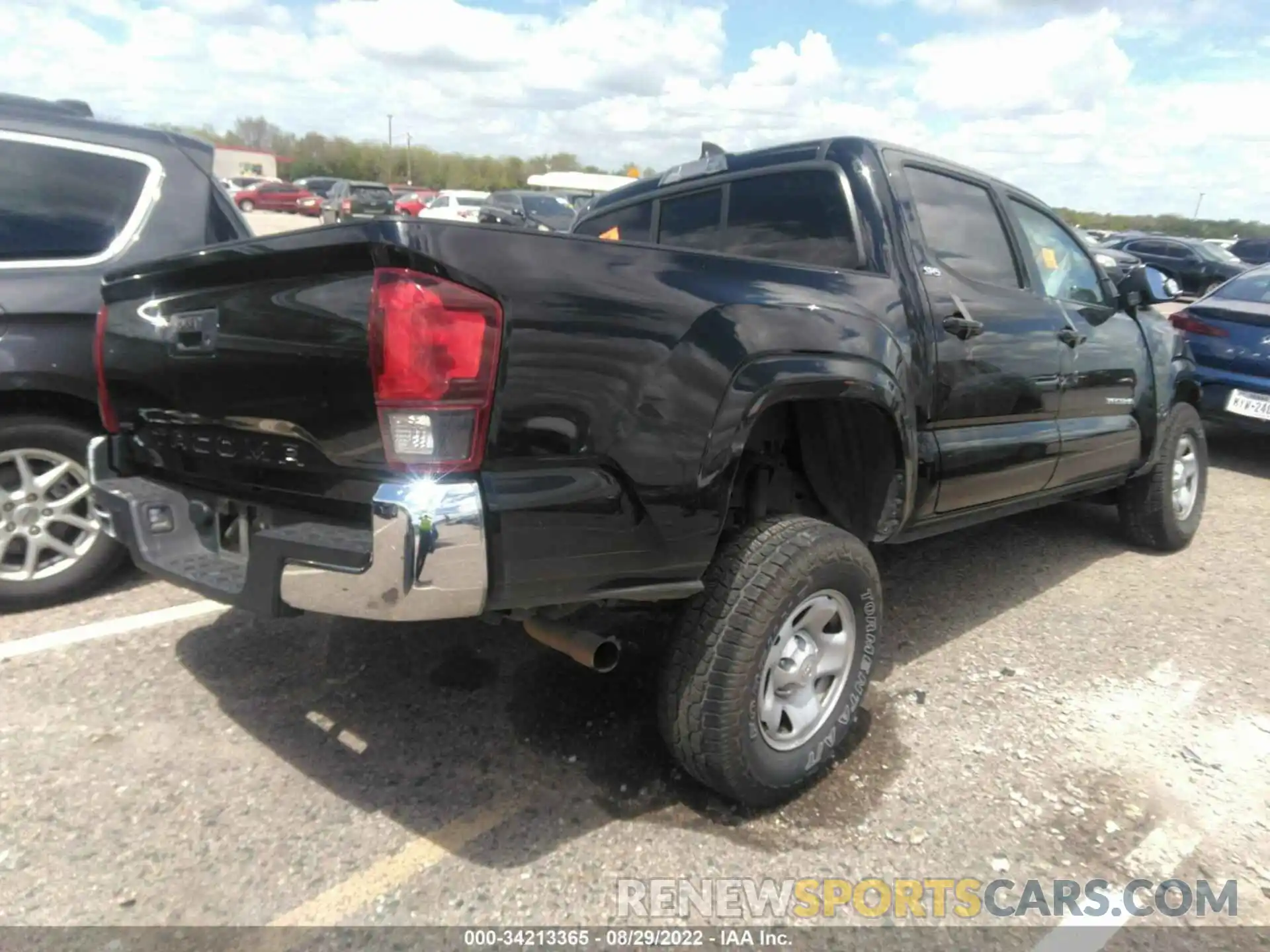 4 Photograph of a damaged car 5TFAX5GN4LX179329 TOYOTA TACOMA 2WD 2020