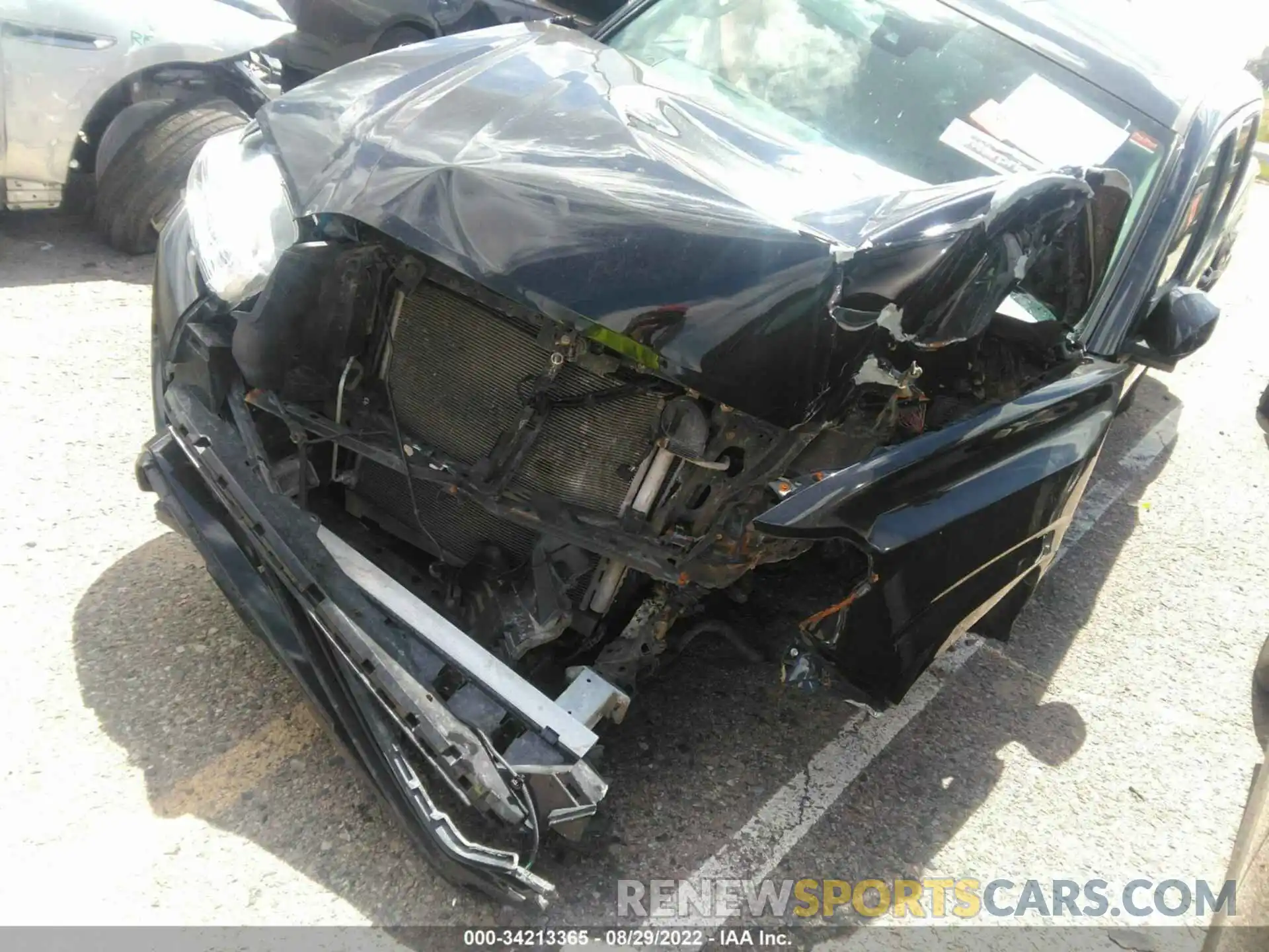 6 Photograph of a damaged car 5TFAX5GN4LX179329 TOYOTA TACOMA 2WD 2020