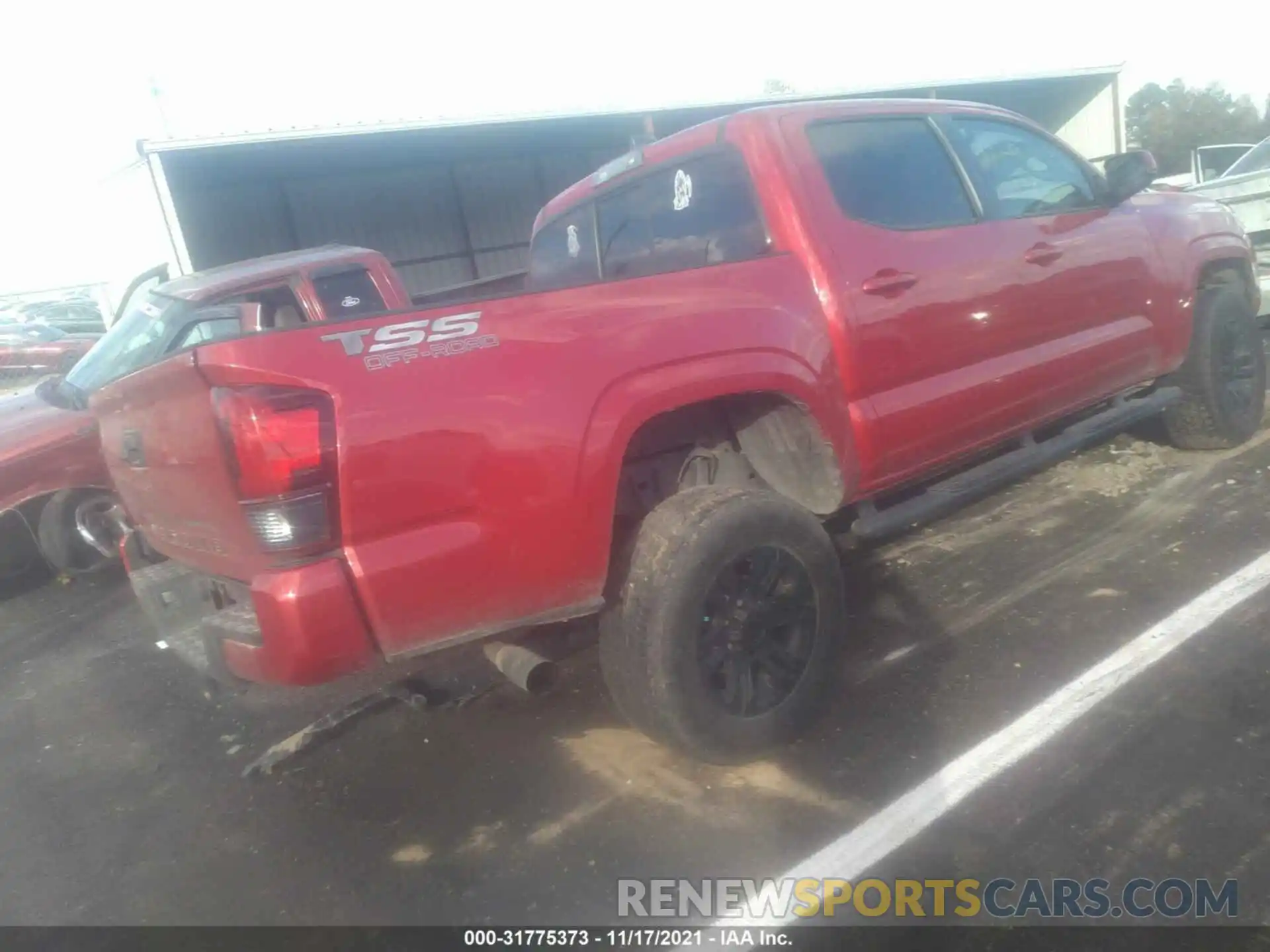 4 Photograph of a damaged car 5TFAX5GN5LX171708 TOYOTA TACOMA 2WD 2020