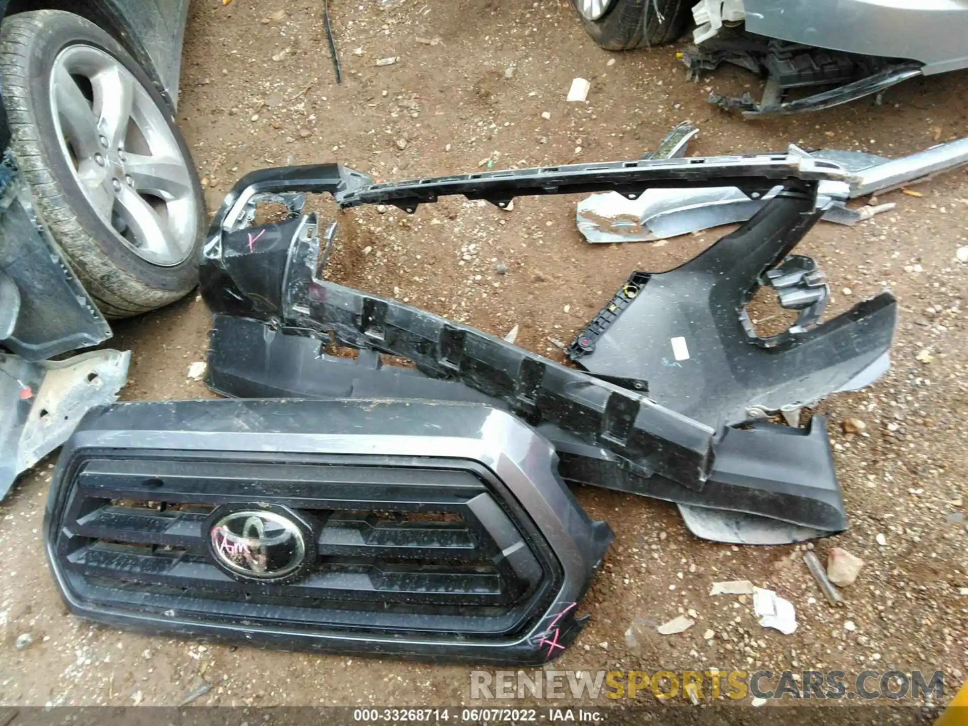 12 Photograph of a damaged car 5TFAX5GN5LX174818 TOYOTA TACOMA 2WD 2020