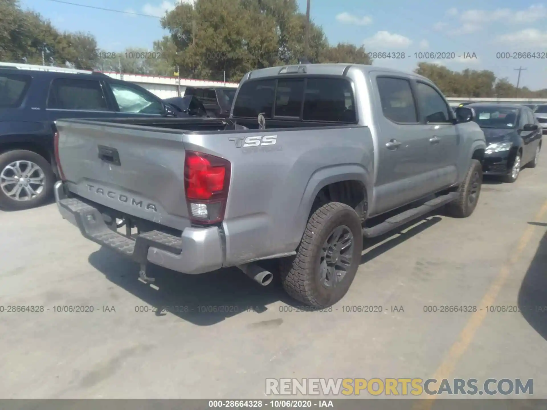 4 Фотография поврежденного автомобиля 5TFAX5GN6LX170793 TOYOTA TACOMA 2WD 2020