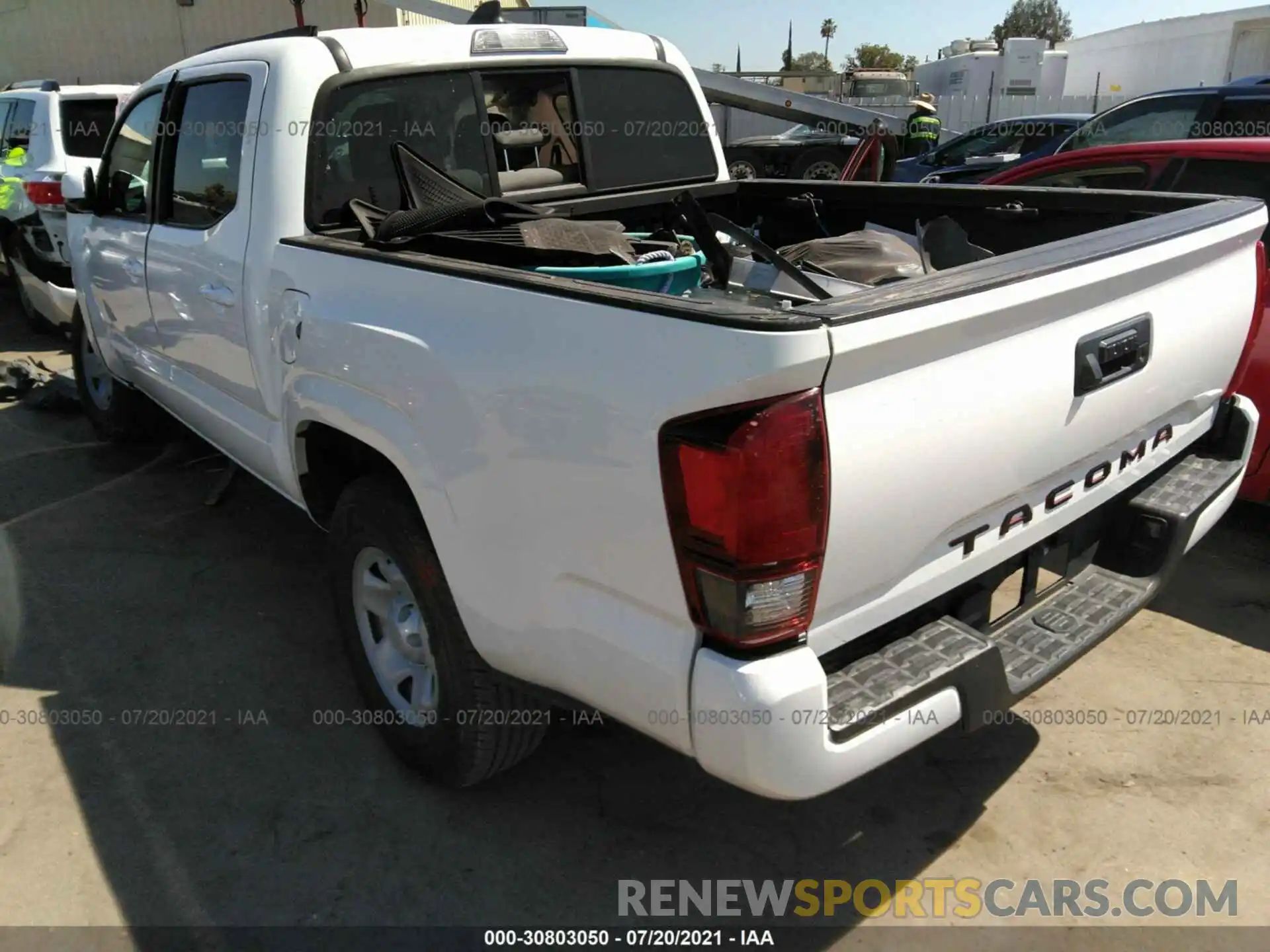 3 Photograph of a damaged car 5TFAX5GN6LX173743 TOYOTA TACOMA 2WD 2020