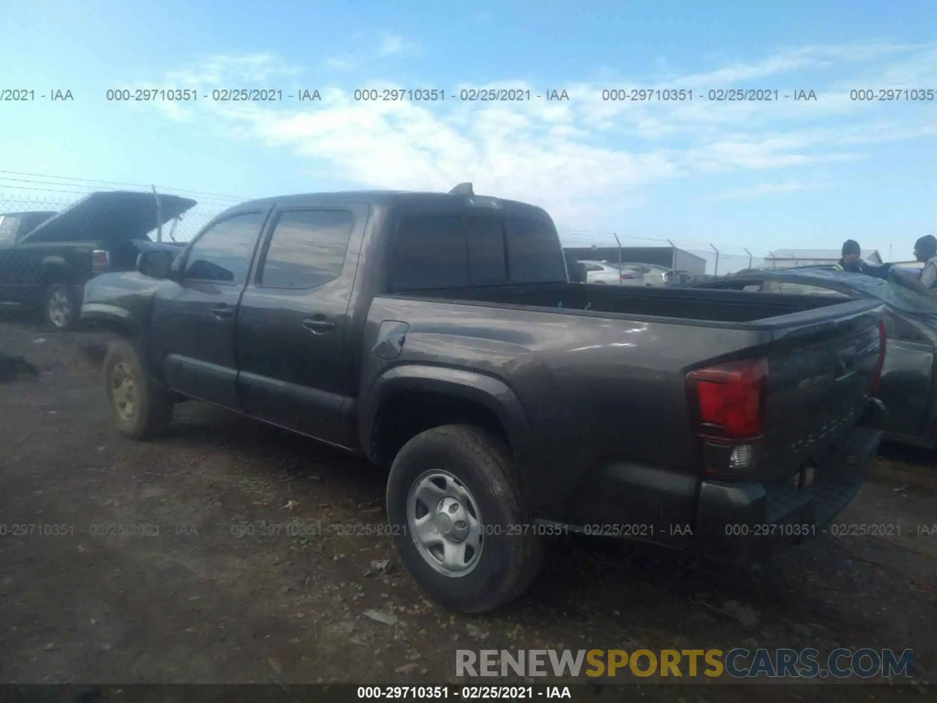 3 Photograph of a damaged car 5TFAX5GN7LX170866 TOYOTA TACOMA 2WD 2020