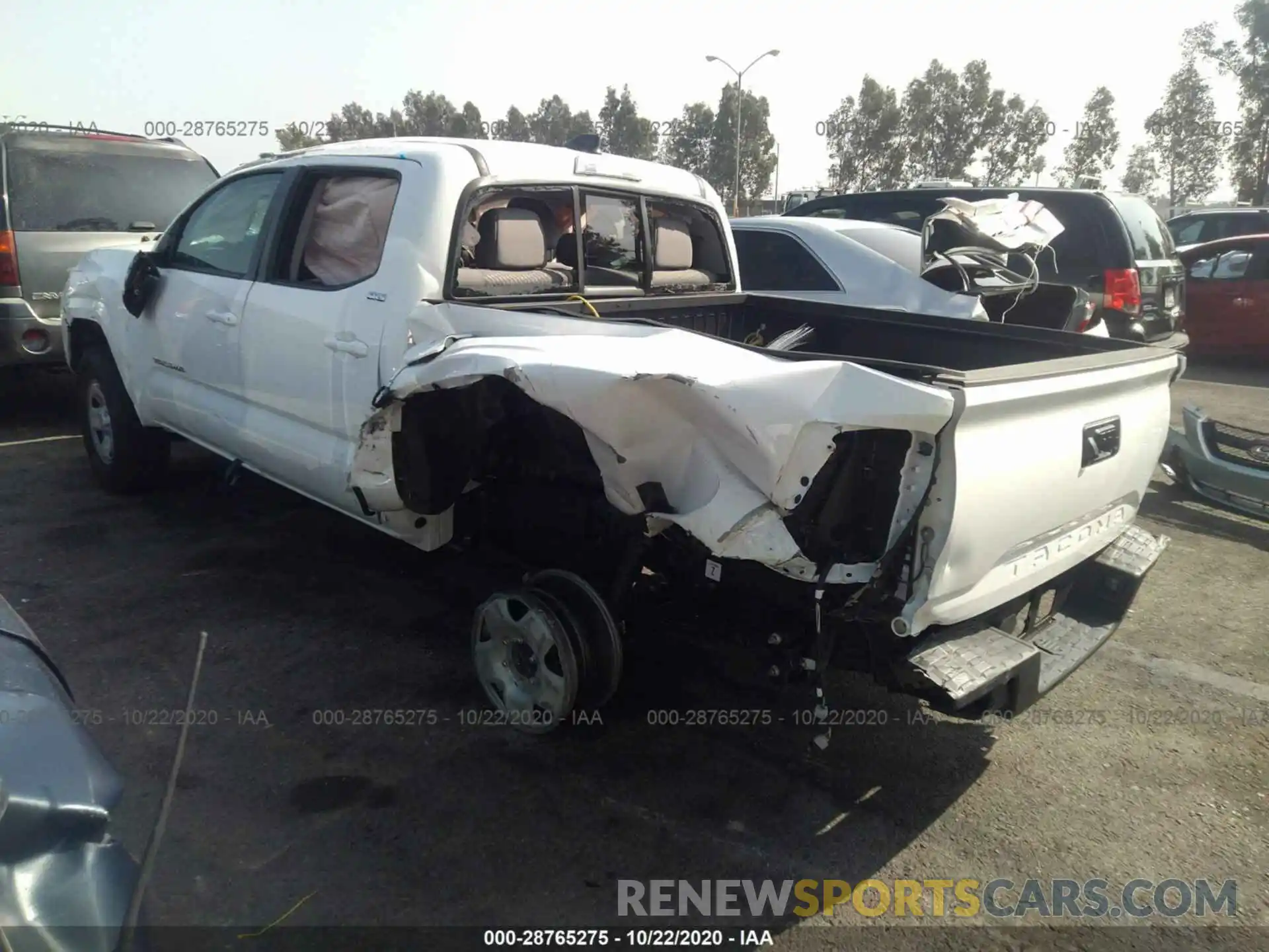 3 Photograph of a damaged car 5TFAX5GN7LX184959 TOYOTA TACOMA 2WD 2020