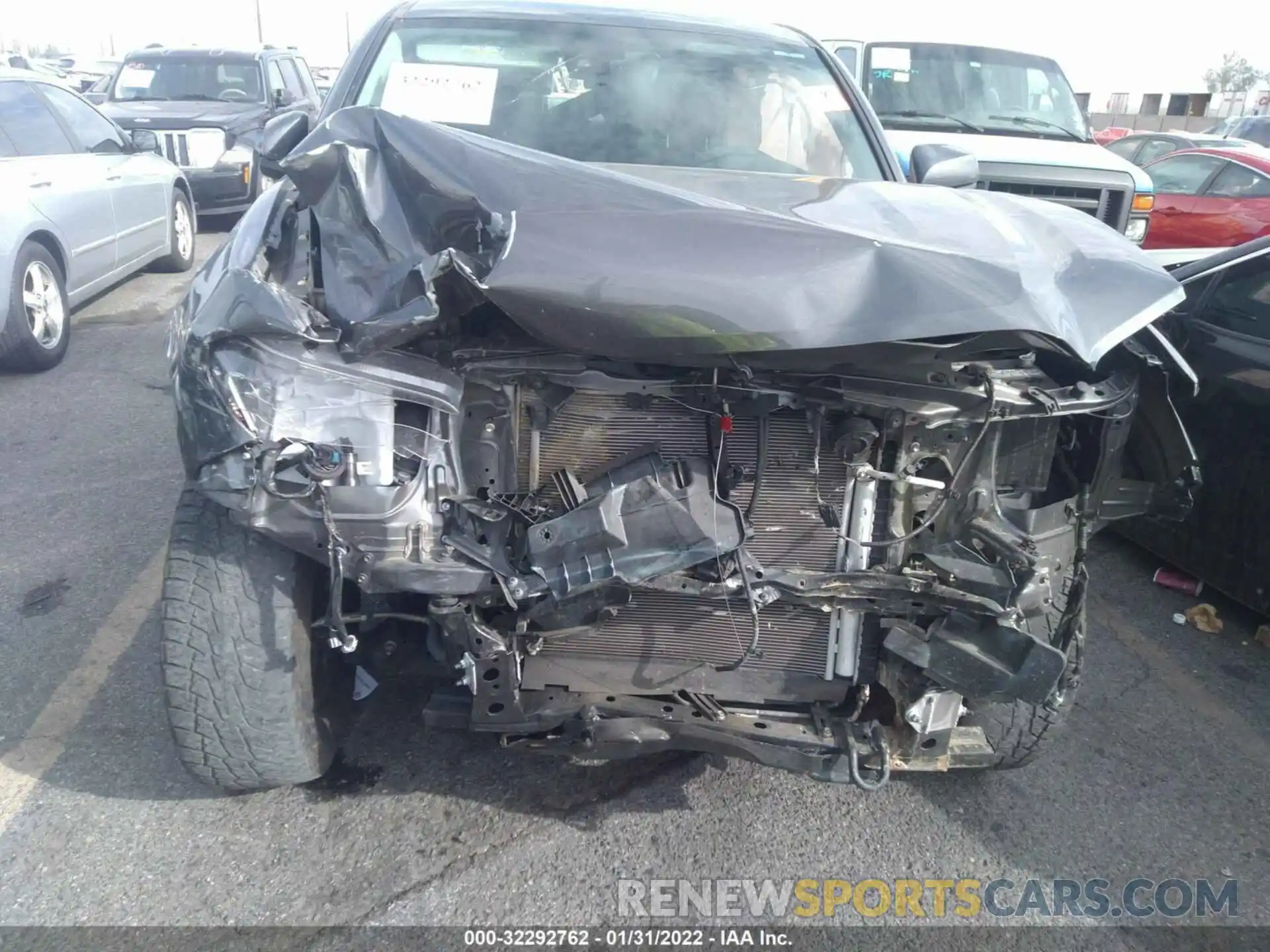 6 Photograph of a damaged car 5TFAX5GN7LX188543 TOYOTA TACOMA 2WD 2020