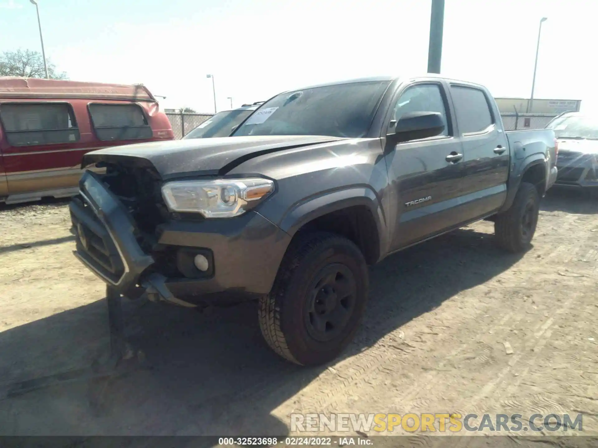 2 Photograph of a damaged car 5TFAX5GN8LX170195 TOYOTA TACOMA 2WD 2020