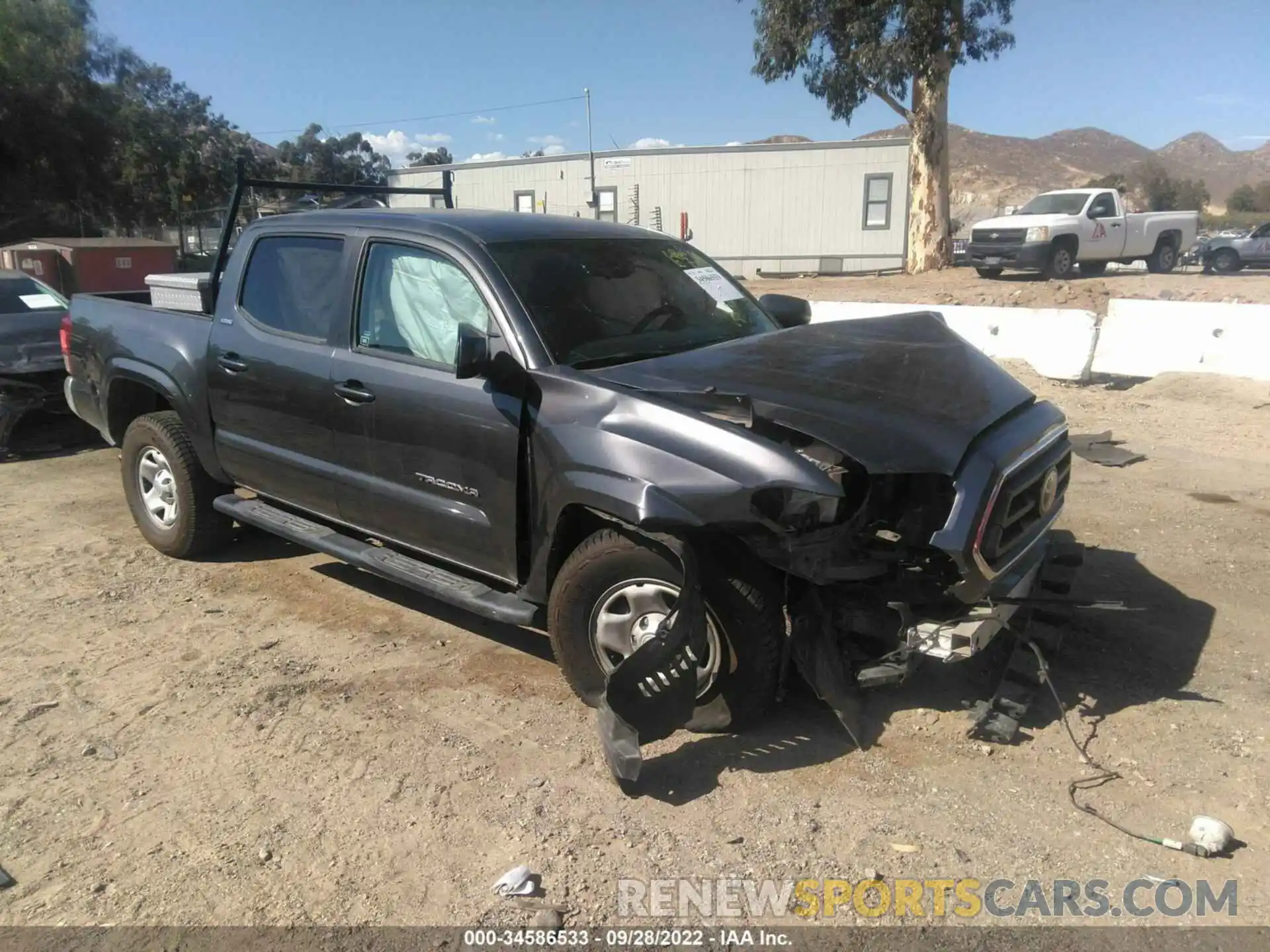 1 Photograph of a damaged car 5TFAX5GN8LX175686 TOYOTA TACOMA 2WD 2020