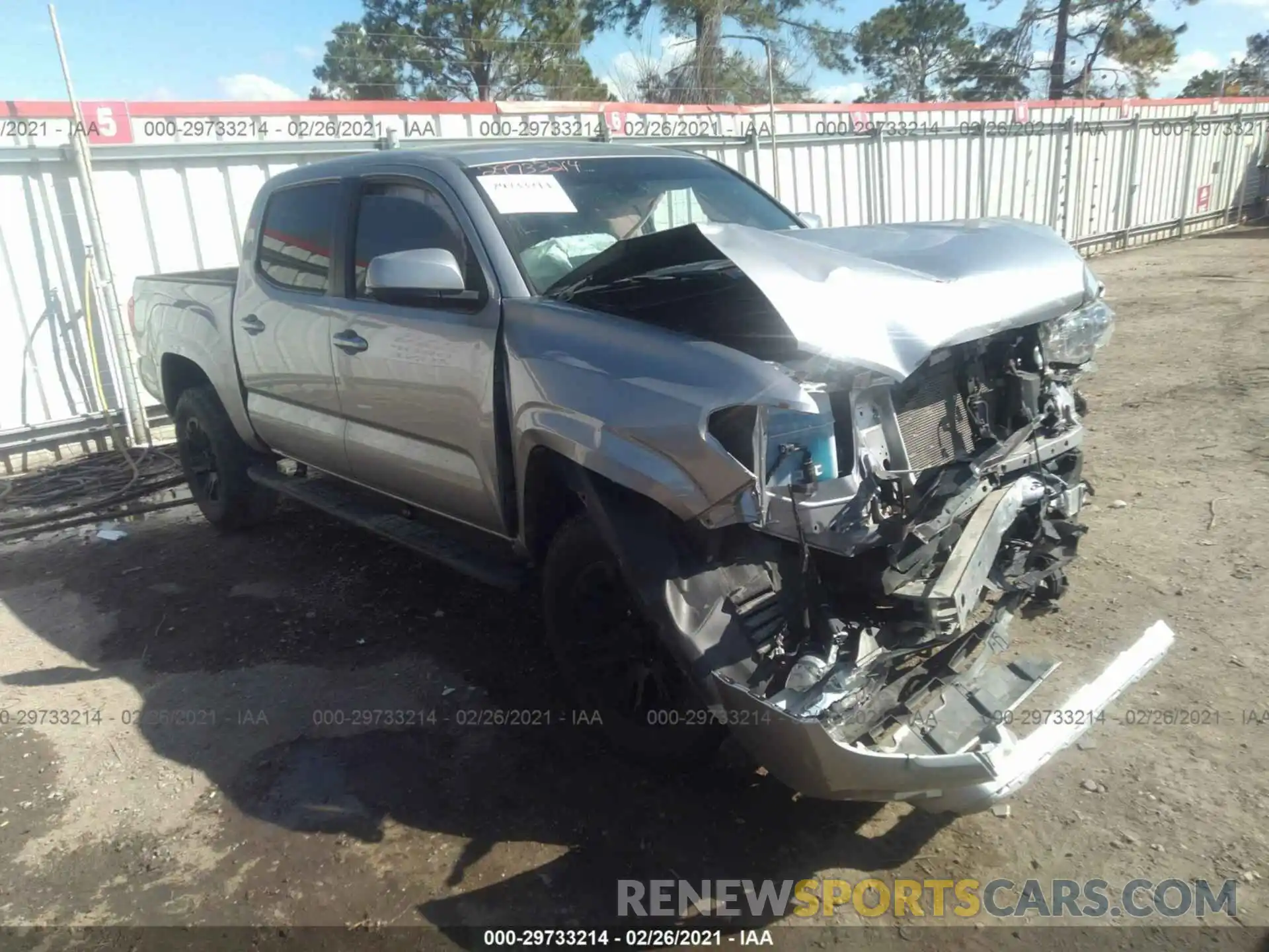 1 Фотография поврежденного автомобиля 5TFAX5GN8LX176790 TOYOTA TACOMA 2WD 2020