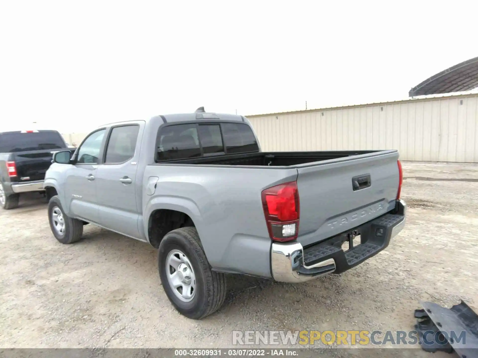 3 Photograph of a damaged car 5TFAX5GN8LX178586 TOYOTA TACOMA 2WD 2020