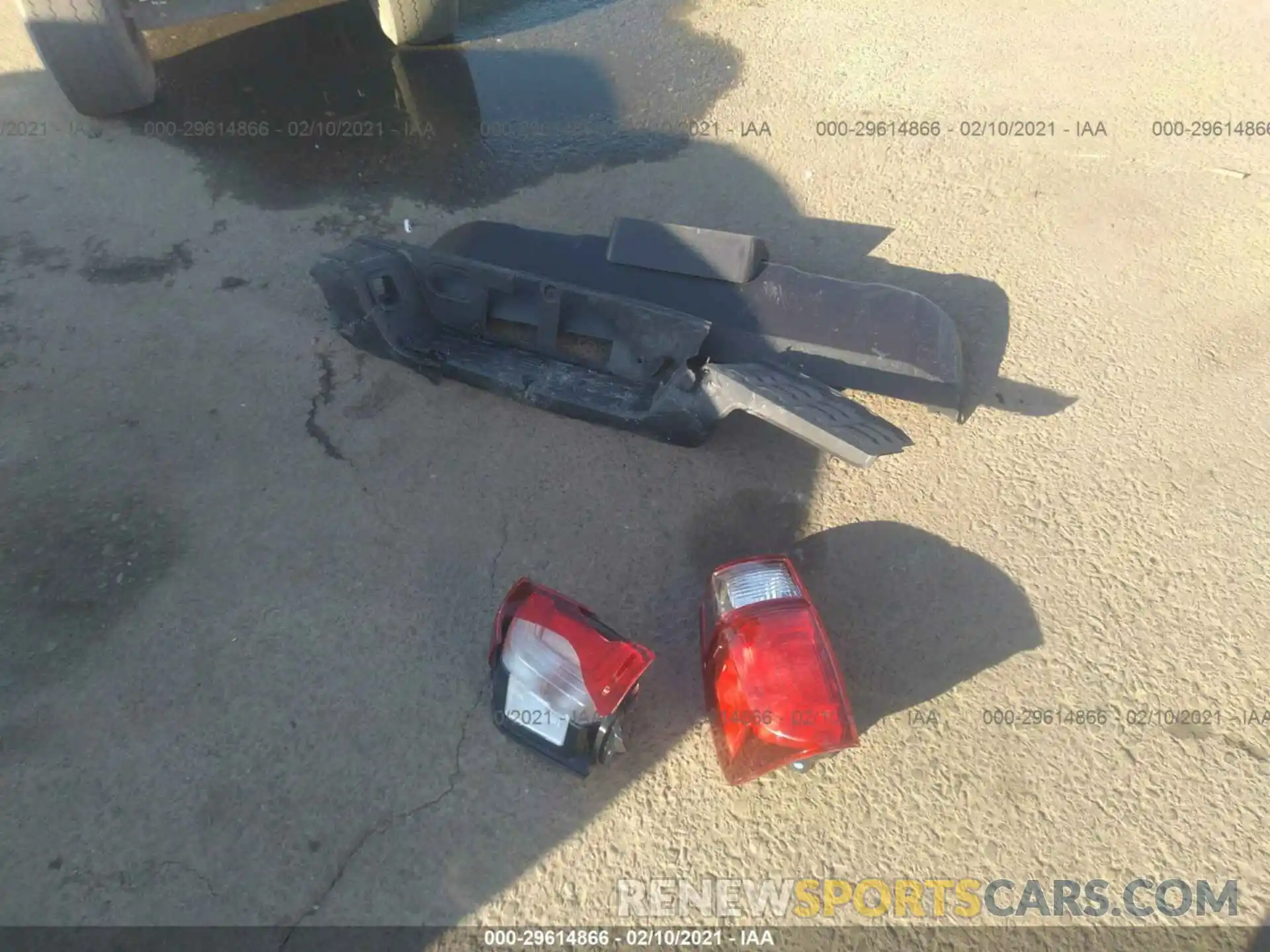 12 Фотография поврежденного автомобиля 5TFAX5GN8LX185571 TOYOTA TACOMA 2WD 2020