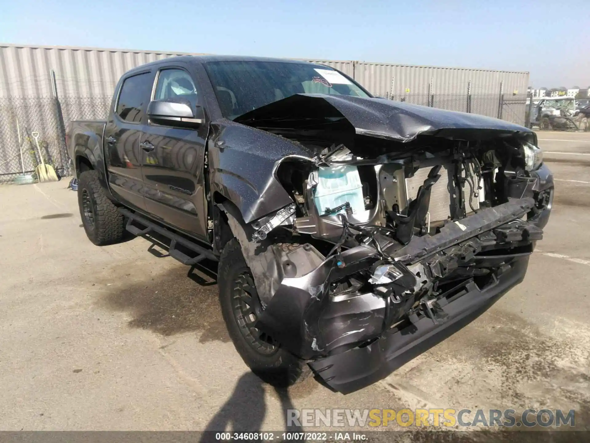 6 Photograph of a damaged car 5TFAX5GN8LX186445 TOYOTA TACOMA 2WD 2020