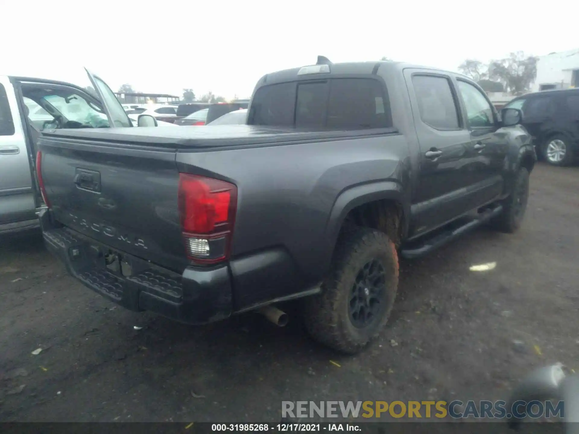 4 Photograph of a damaged car 5TFAX5GN8LX186834 TOYOTA TACOMA 2WD 2020