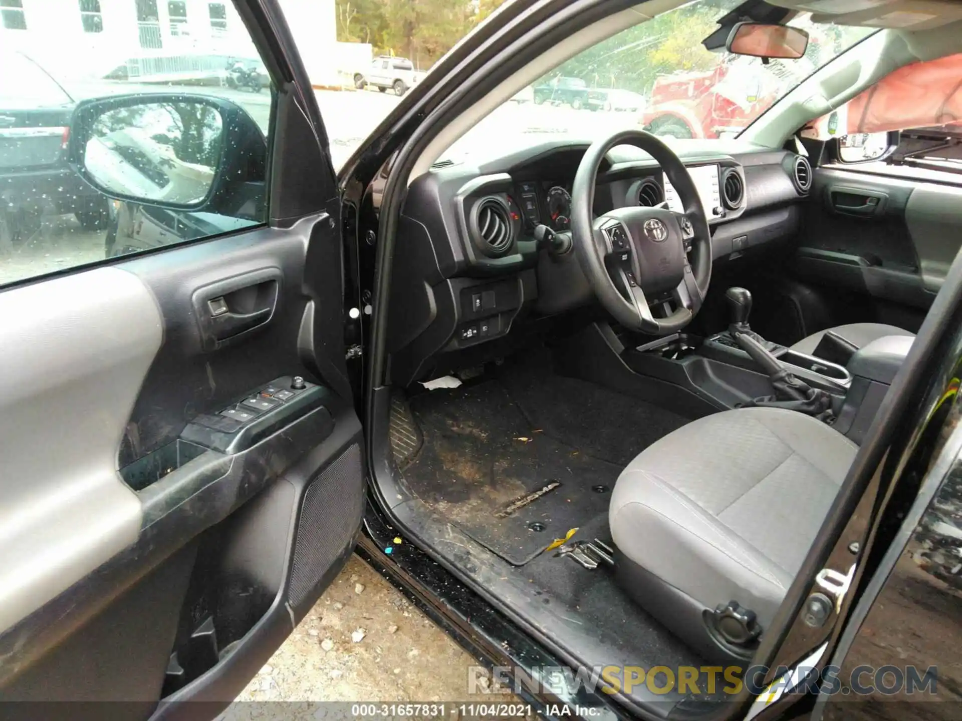 5 Photograph of a damaged car 5TFAX5GN8LX187059 TOYOTA TACOMA 2WD 2020