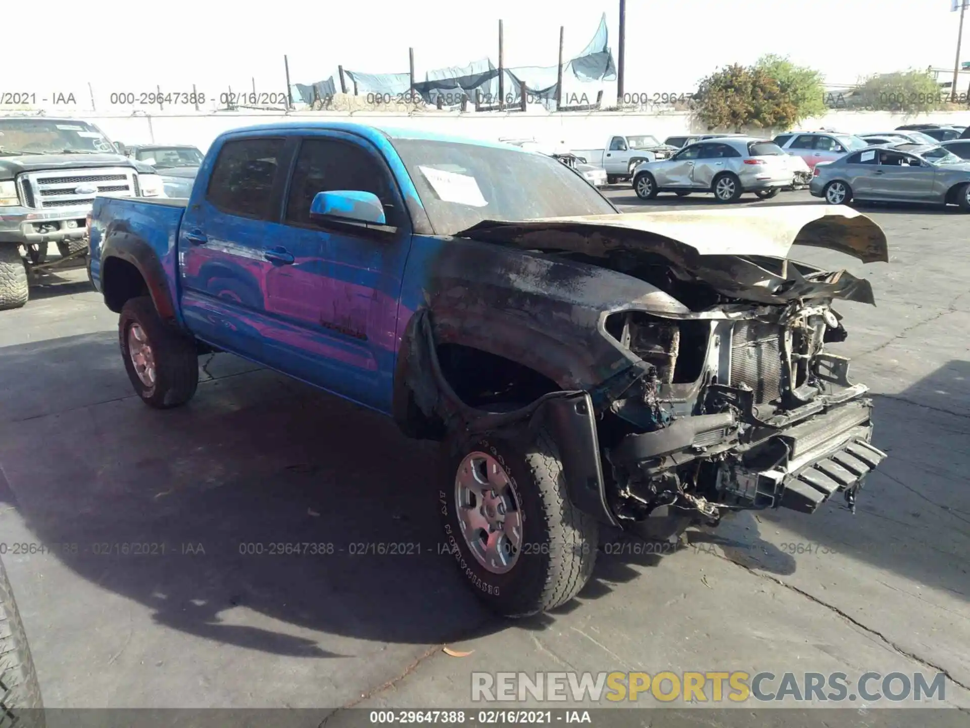 1 Photograph of a damaged car 5TFAX5GN9LX168004 TOYOTA TACOMA 2WD 2020