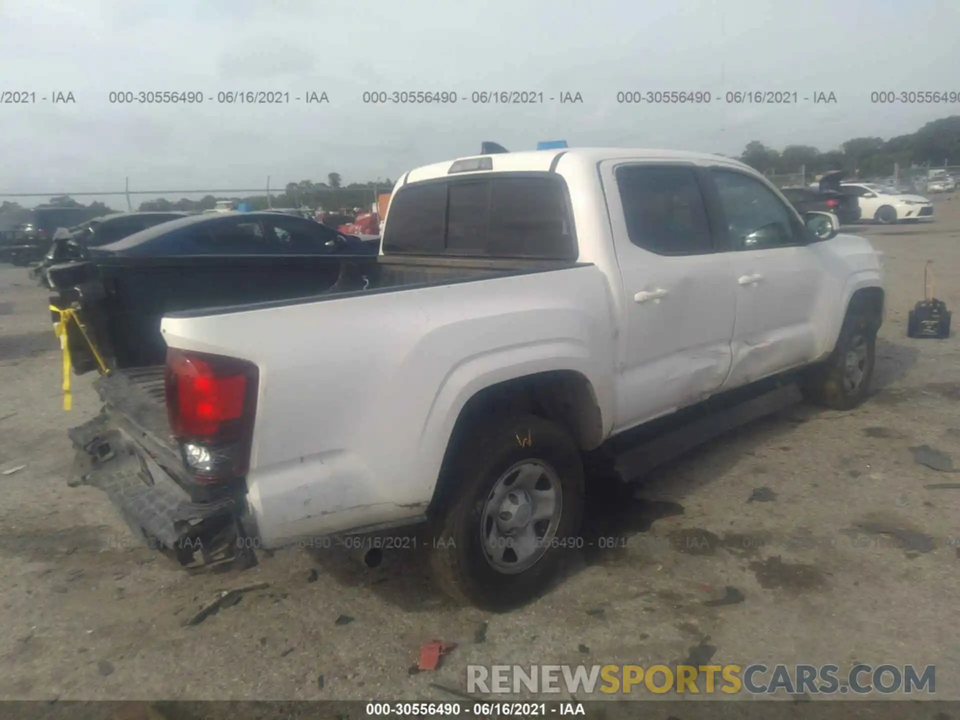 4 Photograph of a damaged car 5TFAX5GN9LX168519 TOYOTA TACOMA 2WD 2020