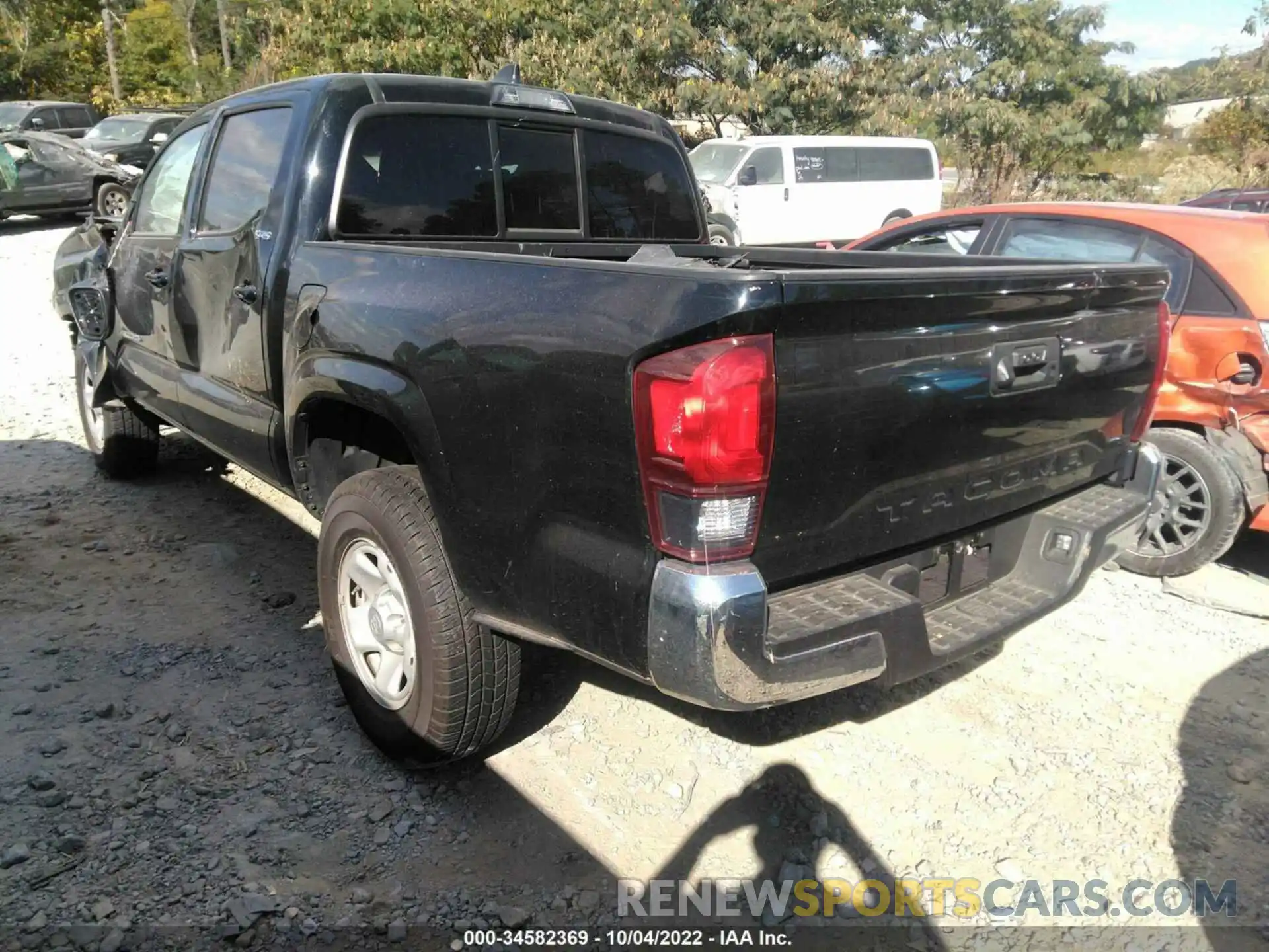 3 Photograph of a damaged car 5TFAX5GN9LX175650 TOYOTA TACOMA 2WD 2020