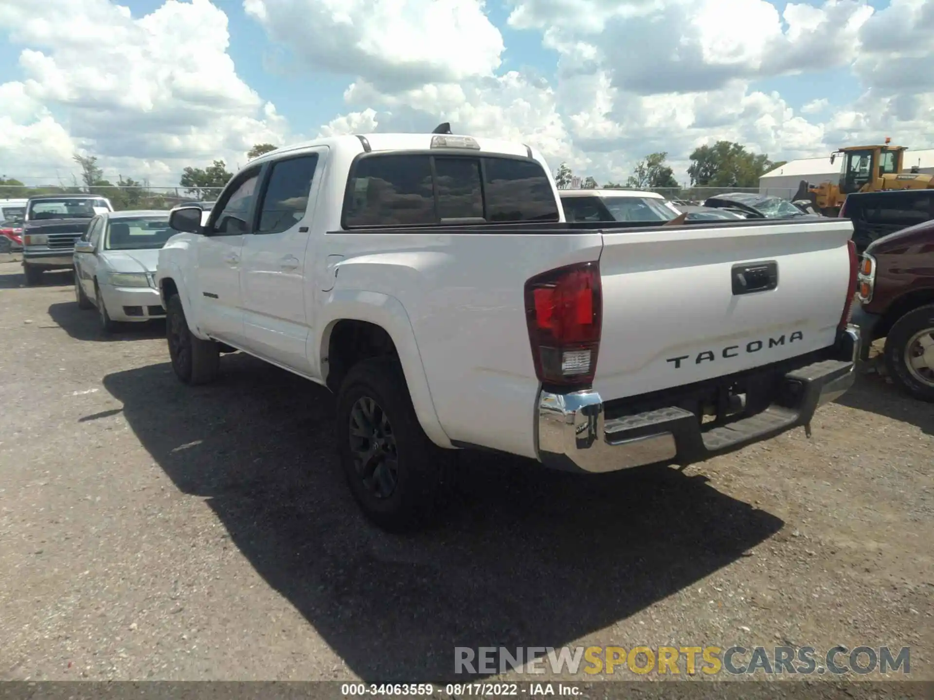 3 Photograph of a damaged car 5TFAX5GN9LX185207 TOYOTA TACOMA 2WD 2020