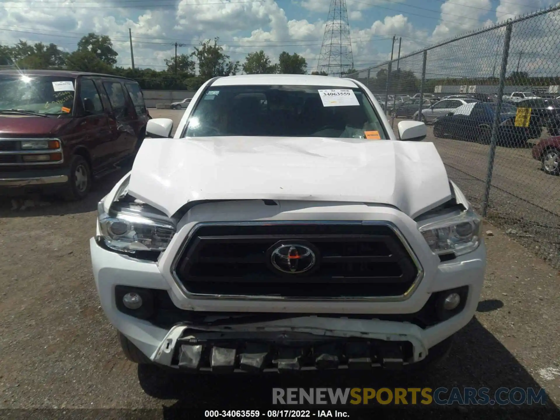 6 Photograph of a damaged car 5TFAX5GN9LX185207 TOYOTA TACOMA 2WD 2020