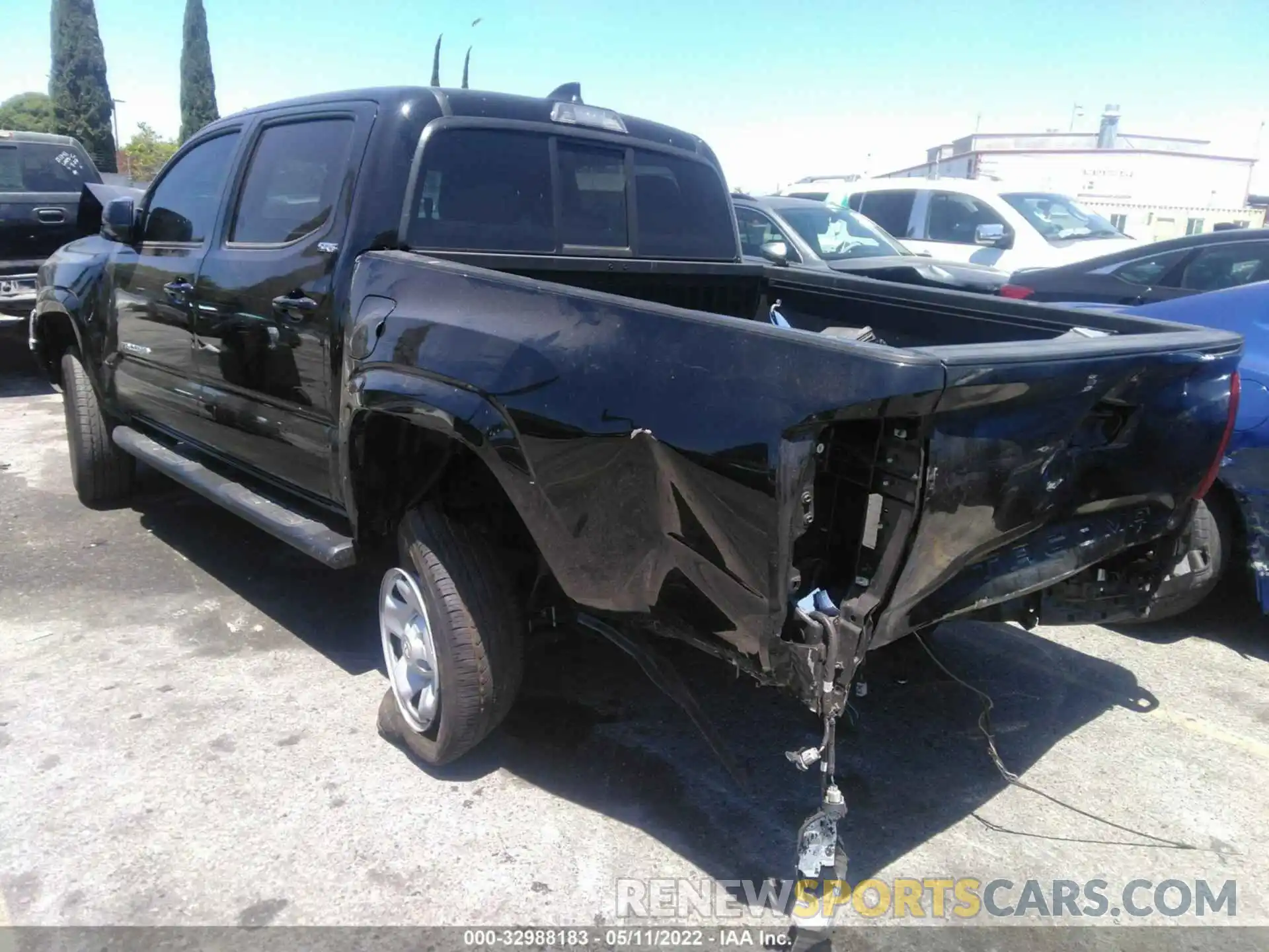 3 Photograph of a damaged car 5TFAX5GN9LX185871 TOYOTA TACOMA 2WD 2020