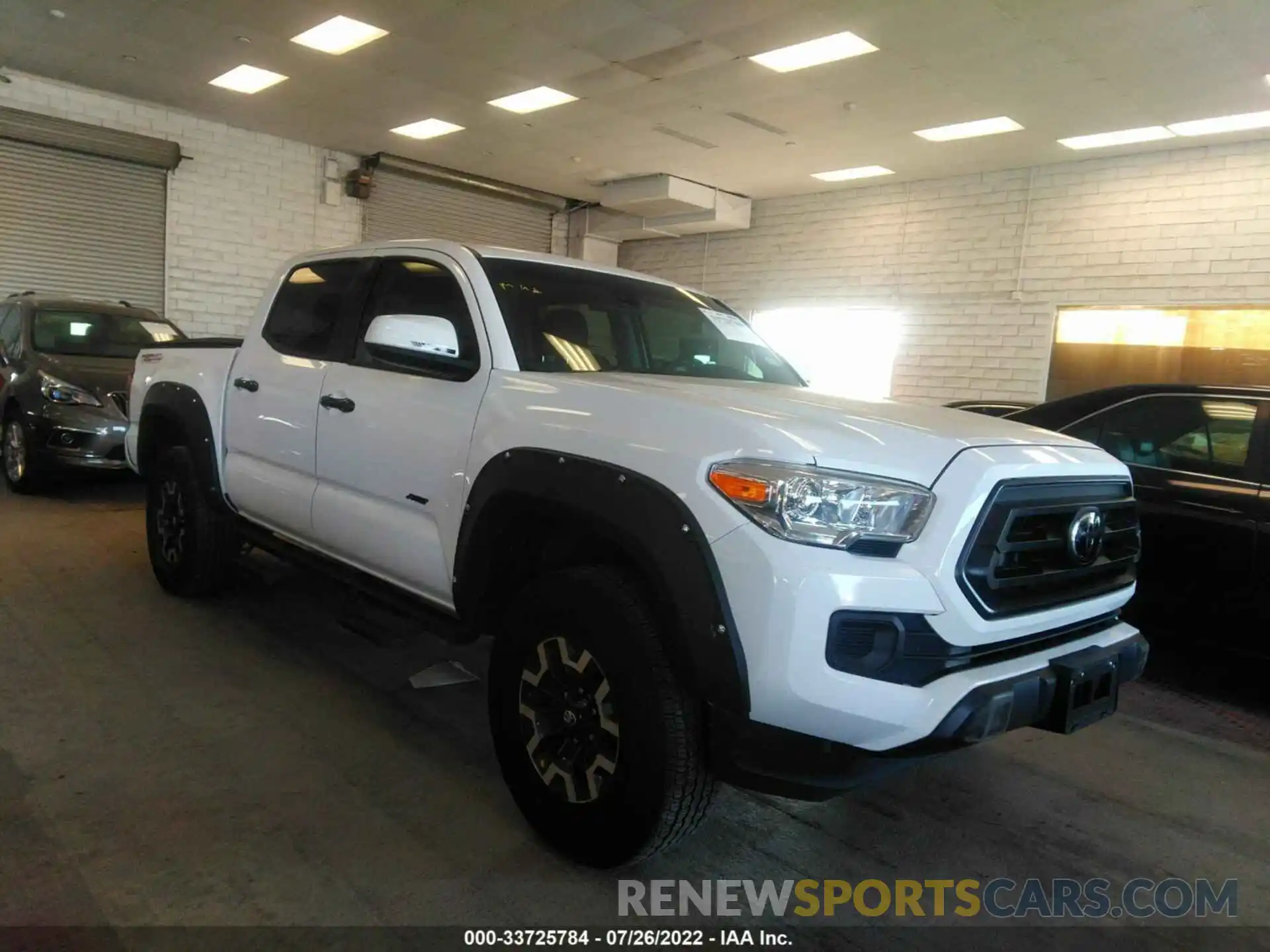 1 Photograph of a damaged car 5TFAX5GN9LX186860 TOYOTA TACOMA 2WD 2020