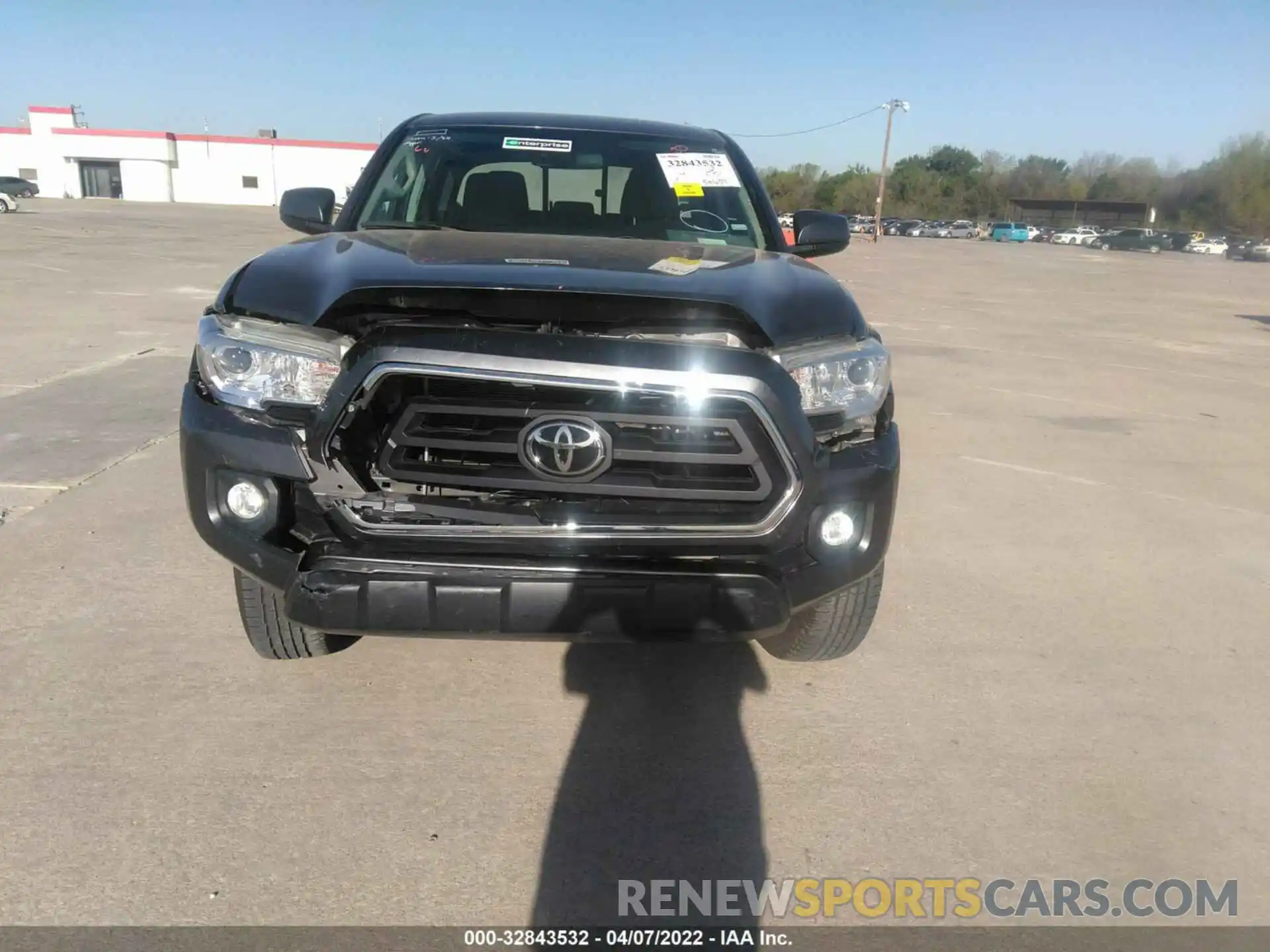 6 Photograph of a damaged car 5TFAX5GNXLX171462 TOYOTA TACOMA 2WD 2020