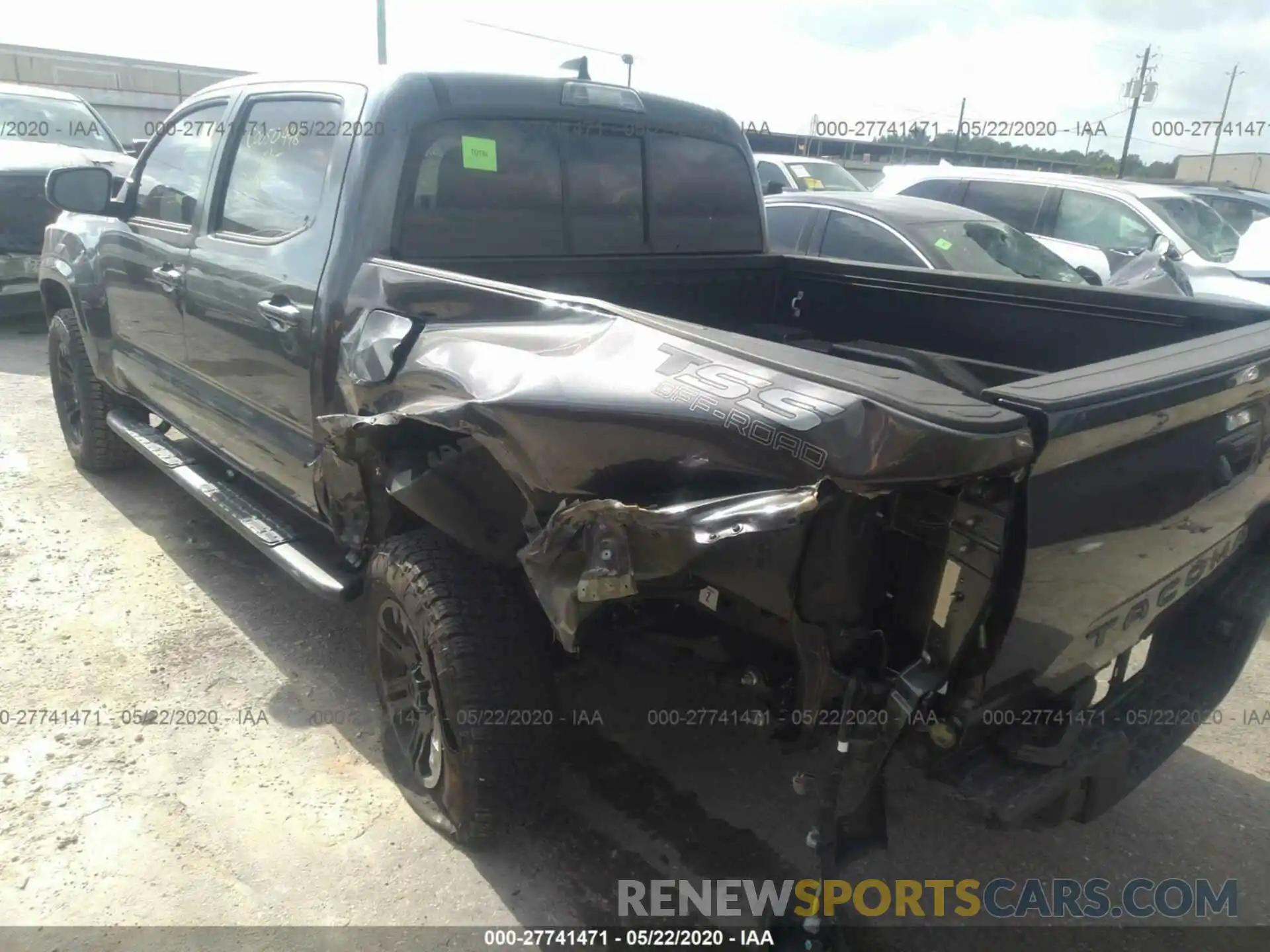 3 Фотография поврежденного автомобиля 5TFAX5GNXLX173857 TOYOTA TACOMA 2WD 2020