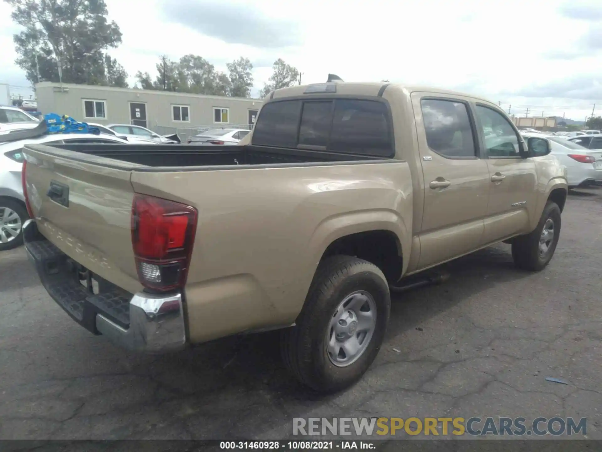 4 Photograph of a damaged car 5TFAX5GNXLX177617 TOYOTA TACOMA 2WD 2020