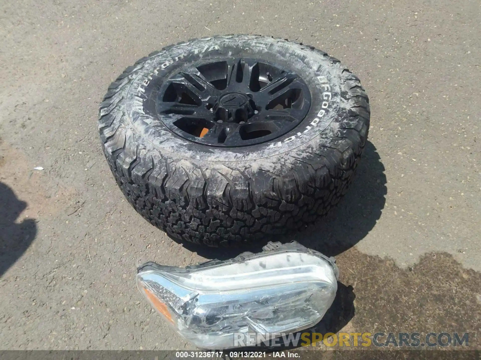 12 Photograph of a damaged car 5TFAX5GNXLX181649 TOYOTA TACOMA 2WD 2020