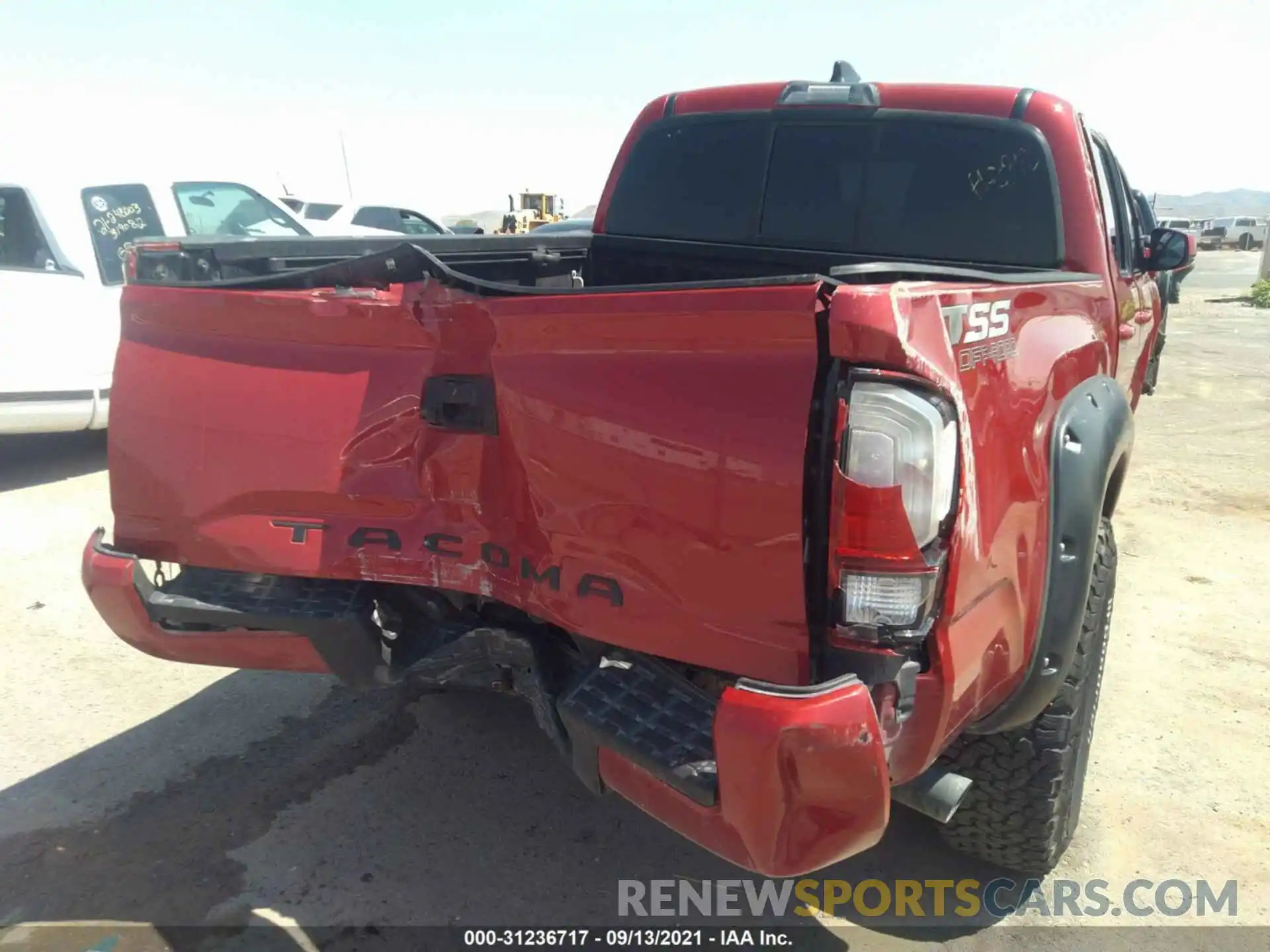 4 Photograph of a damaged car 5TFAX5GNXLX181649 TOYOTA TACOMA 2WD 2020