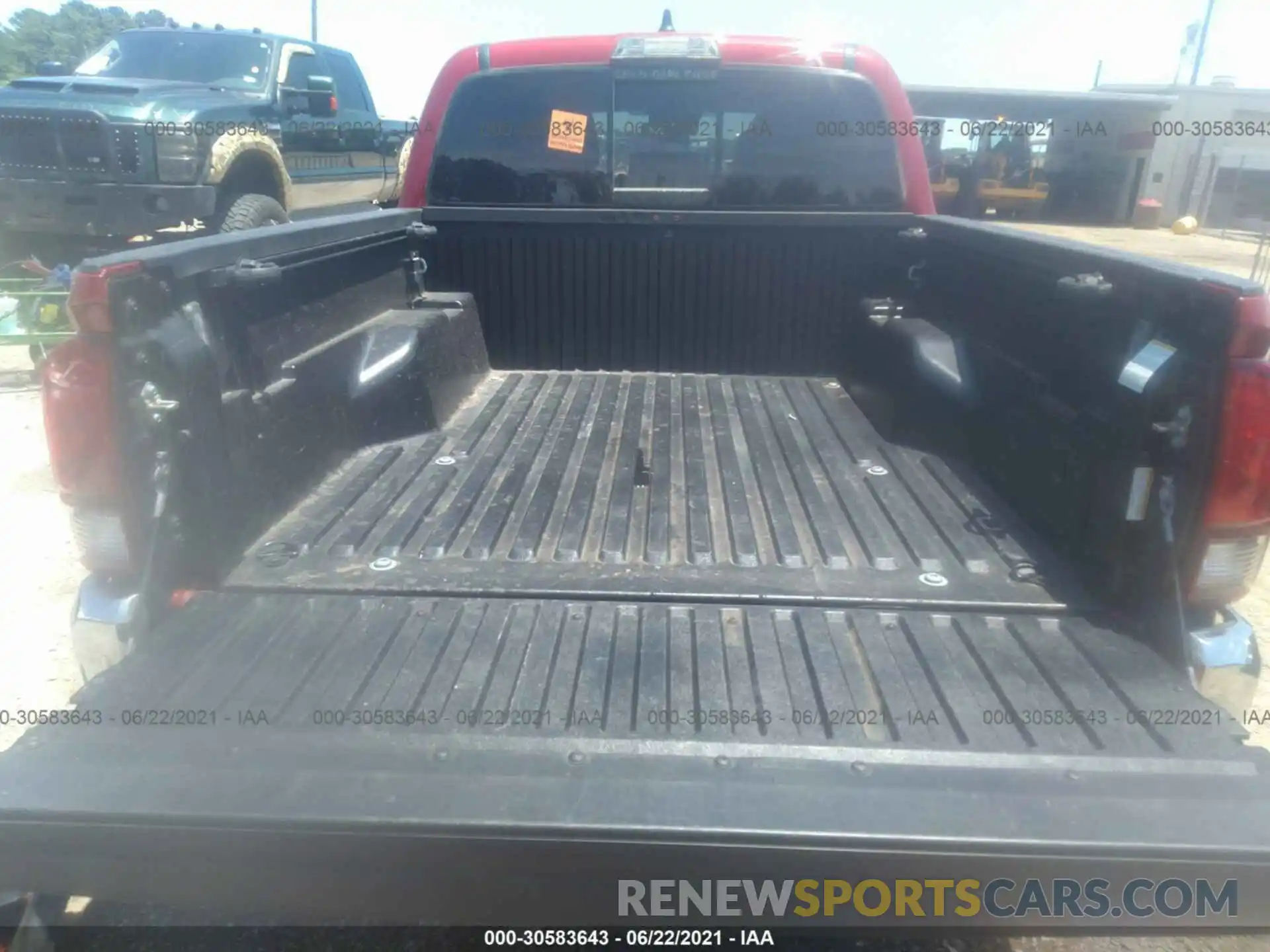 8 Photograph of a damaged car 5TFAZ5CN2LX087717 TOYOTA TACOMA 2WD 2020