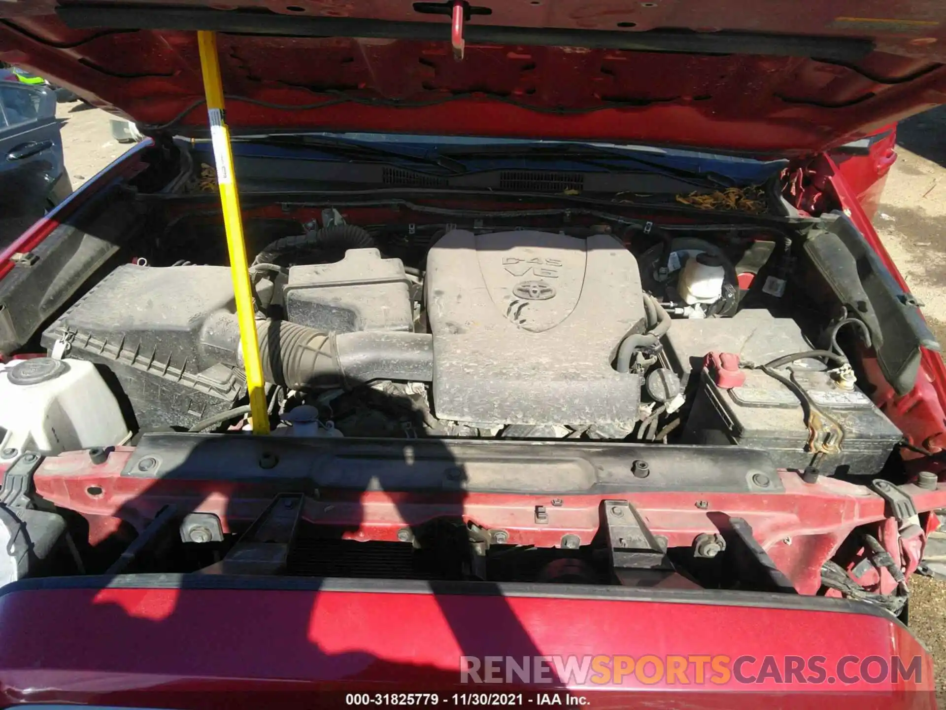 10 Photograph of a damaged car 5TFAZ5CN2LX088527 TOYOTA TACOMA 2WD 2020