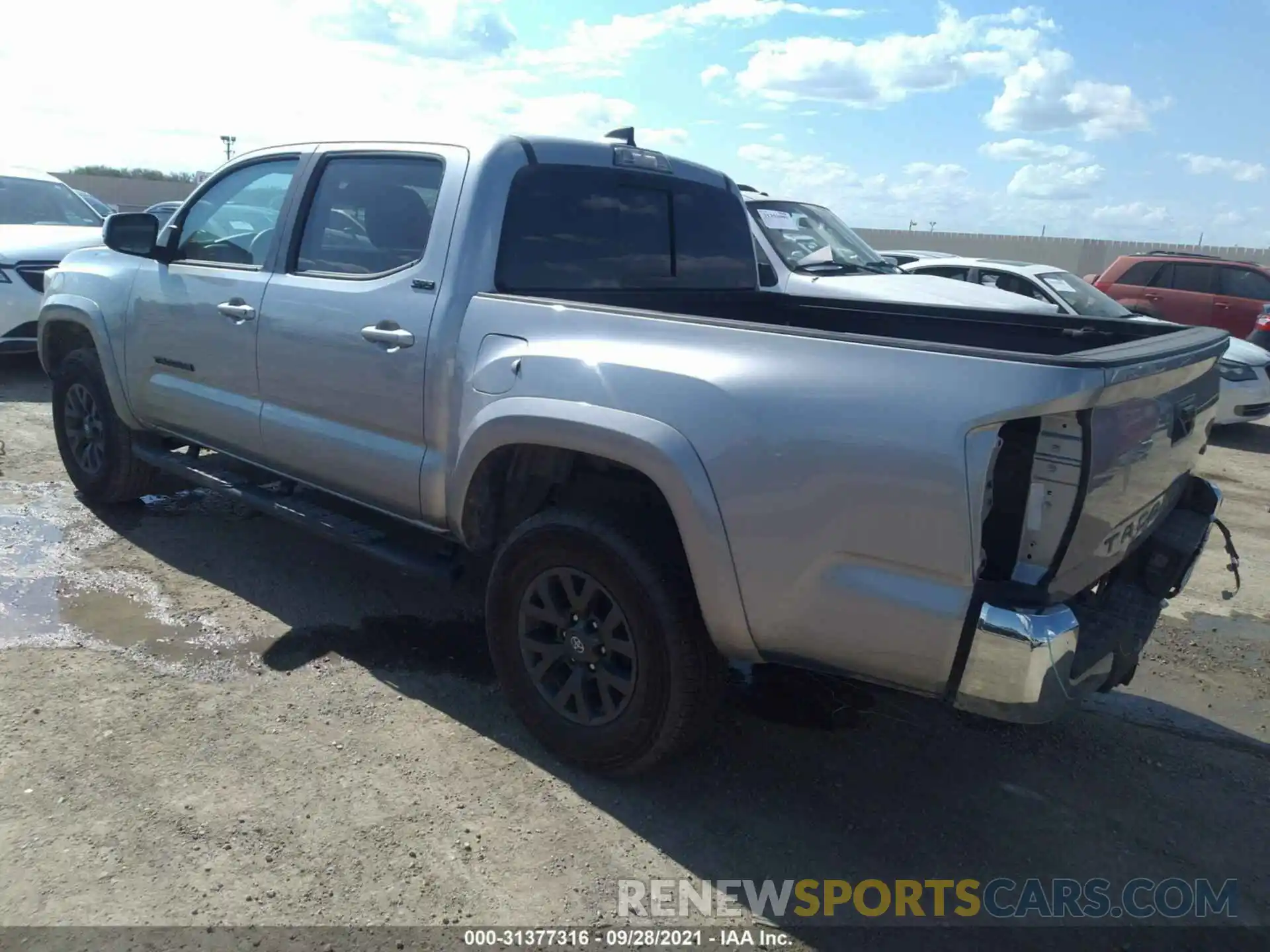 3 Фотография поврежденного автомобиля 5TFAZ5CN2LX094098 TOYOTA TACOMA 2WD 2020