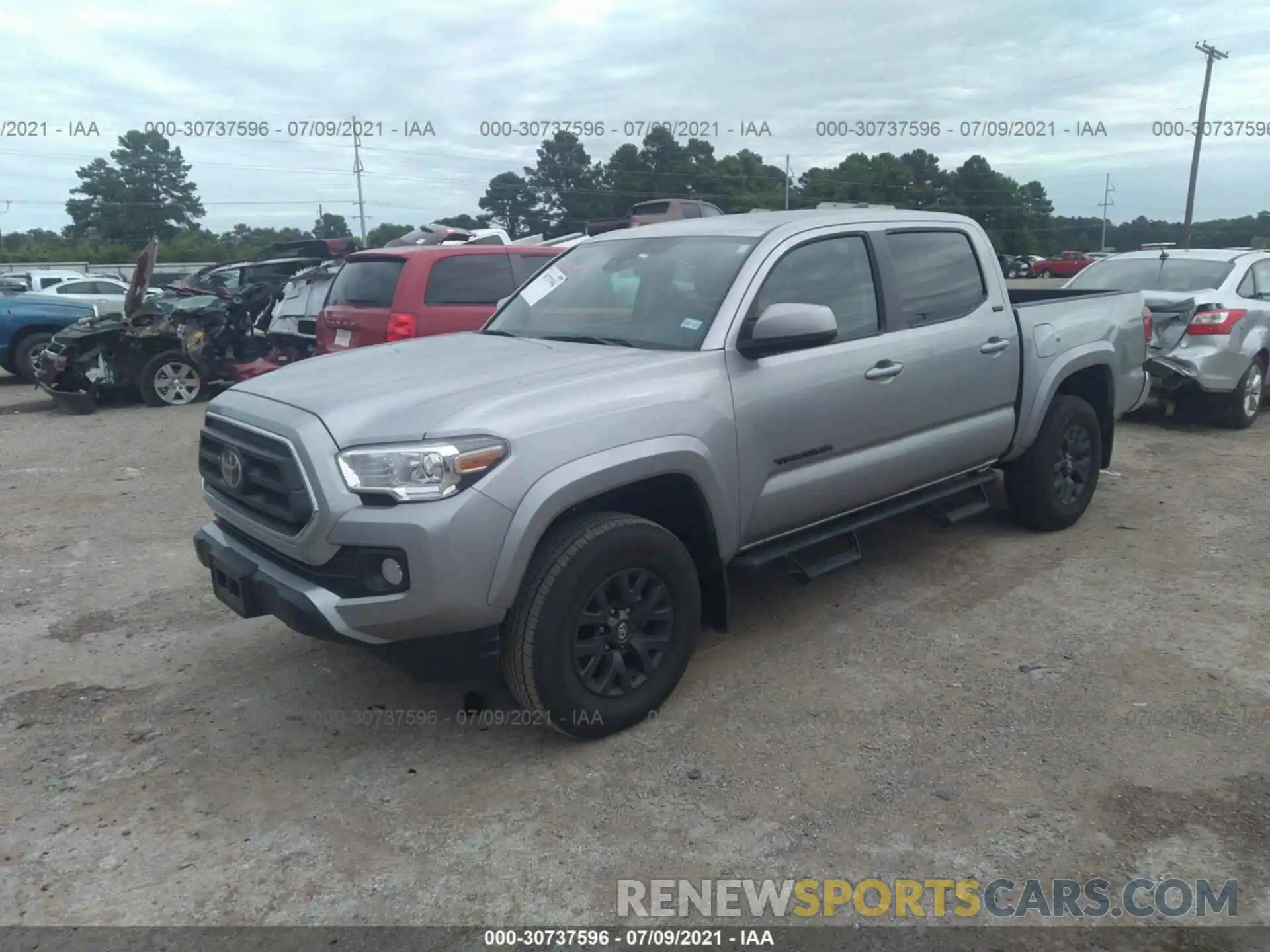 2 Photograph of a damaged car 5TFAZ5CN2LX094862 TOYOTA TACOMA 2WD 2020