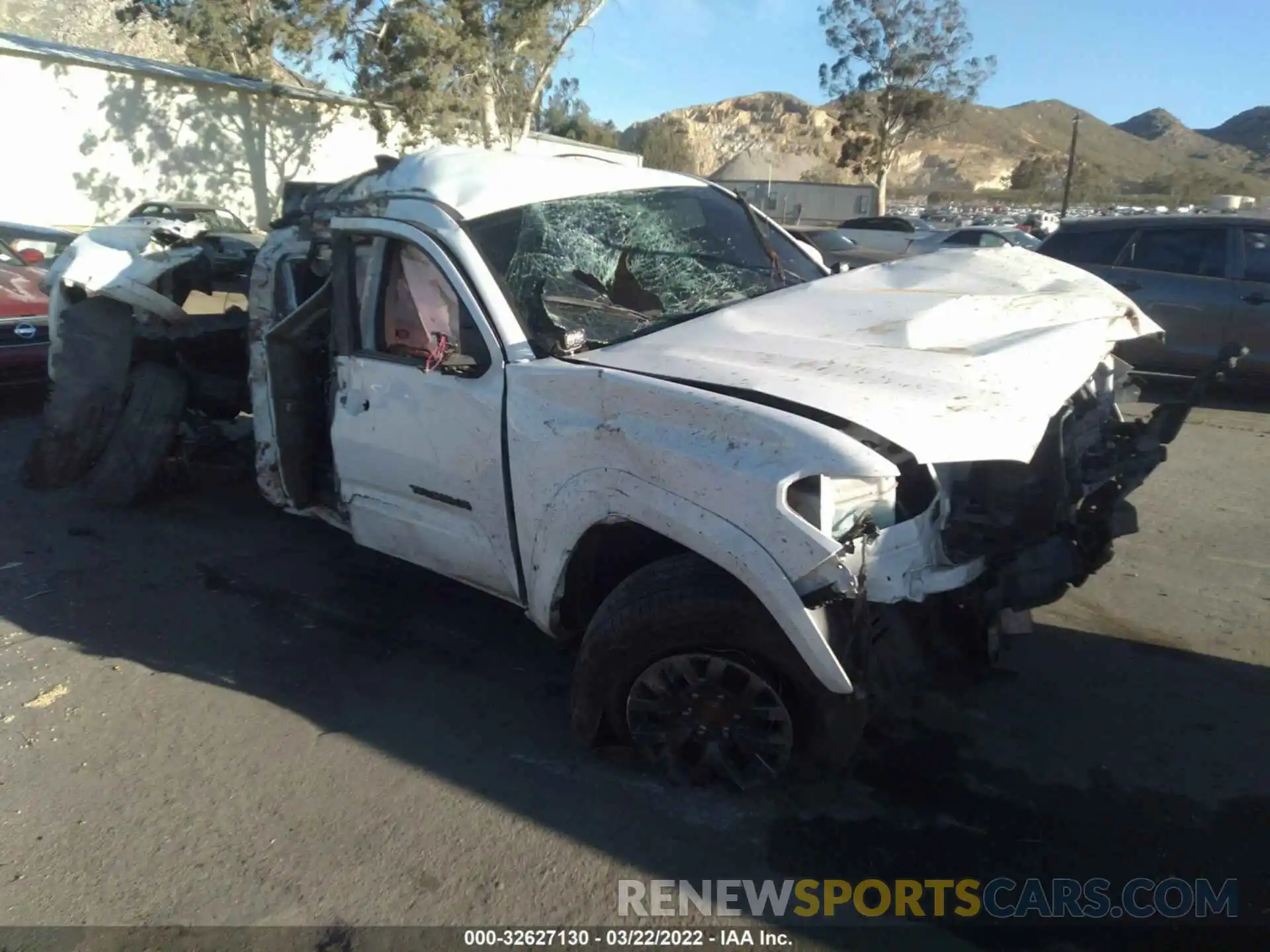 1 Photograph of a damaged car 5TFAZ5CN4LX088965 TOYOTA TACOMA 2WD 2020