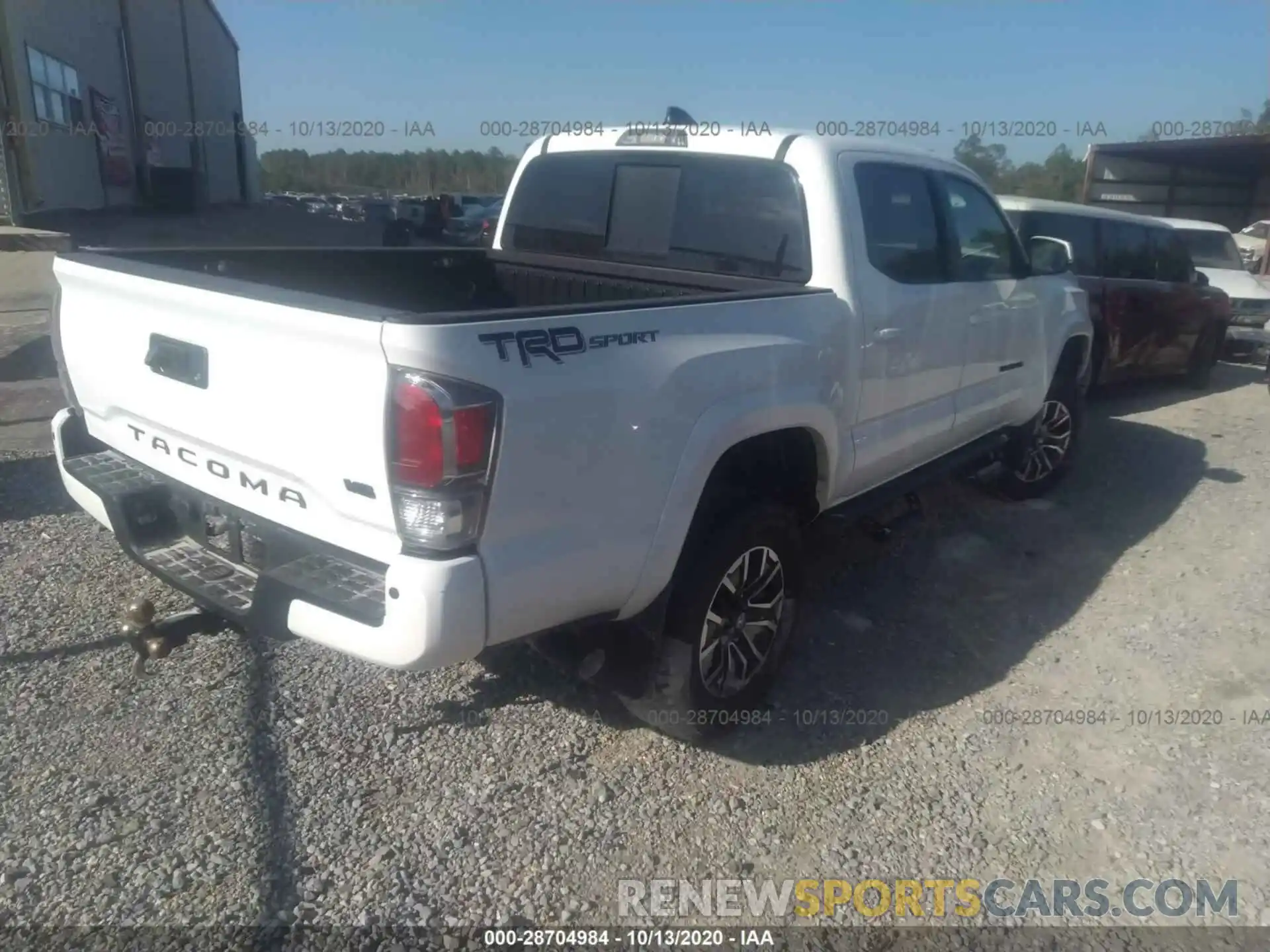 4 Photograph of a damaged car 5TFAZ5CN7LX088393 TOYOTA TACOMA 2WD 2020