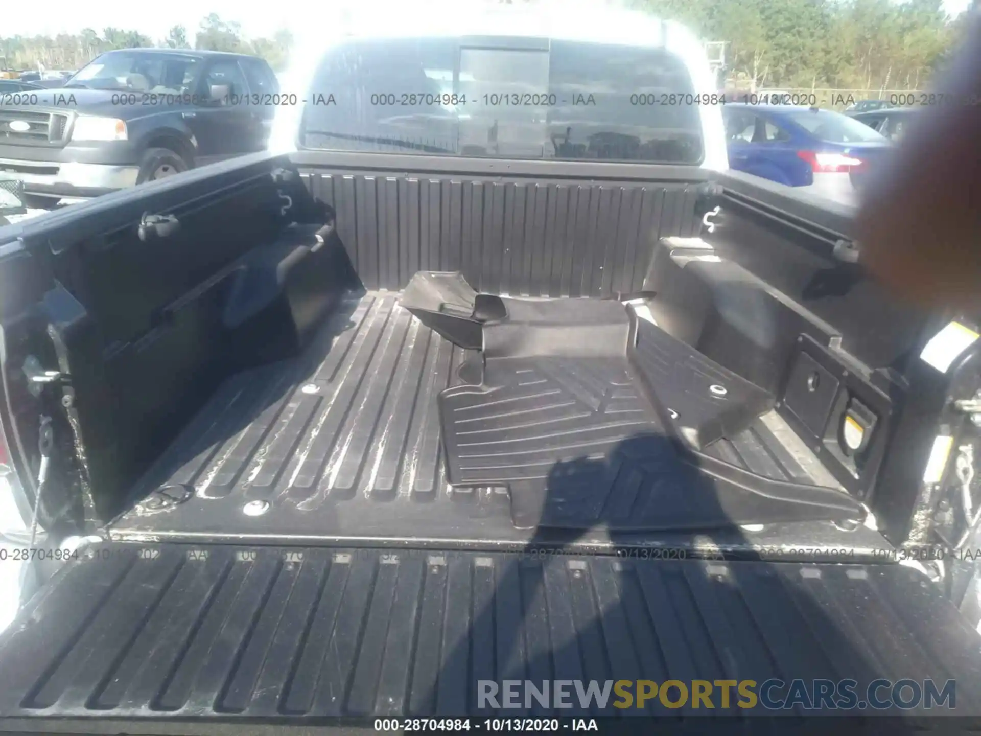 8 Photograph of a damaged car 5TFAZ5CN7LX088393 TOYOTA TACOMA 2WD 2020