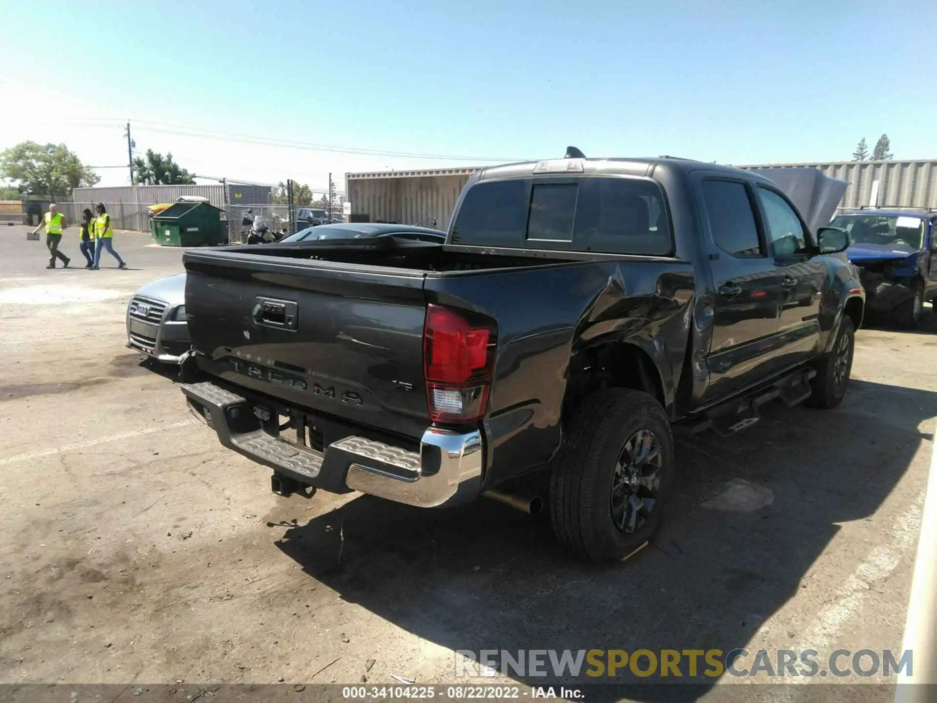 6 Photograph of a damaged car 5TFAZ5CN7LX091424 TOYOTA TACOMA 2WD 2020